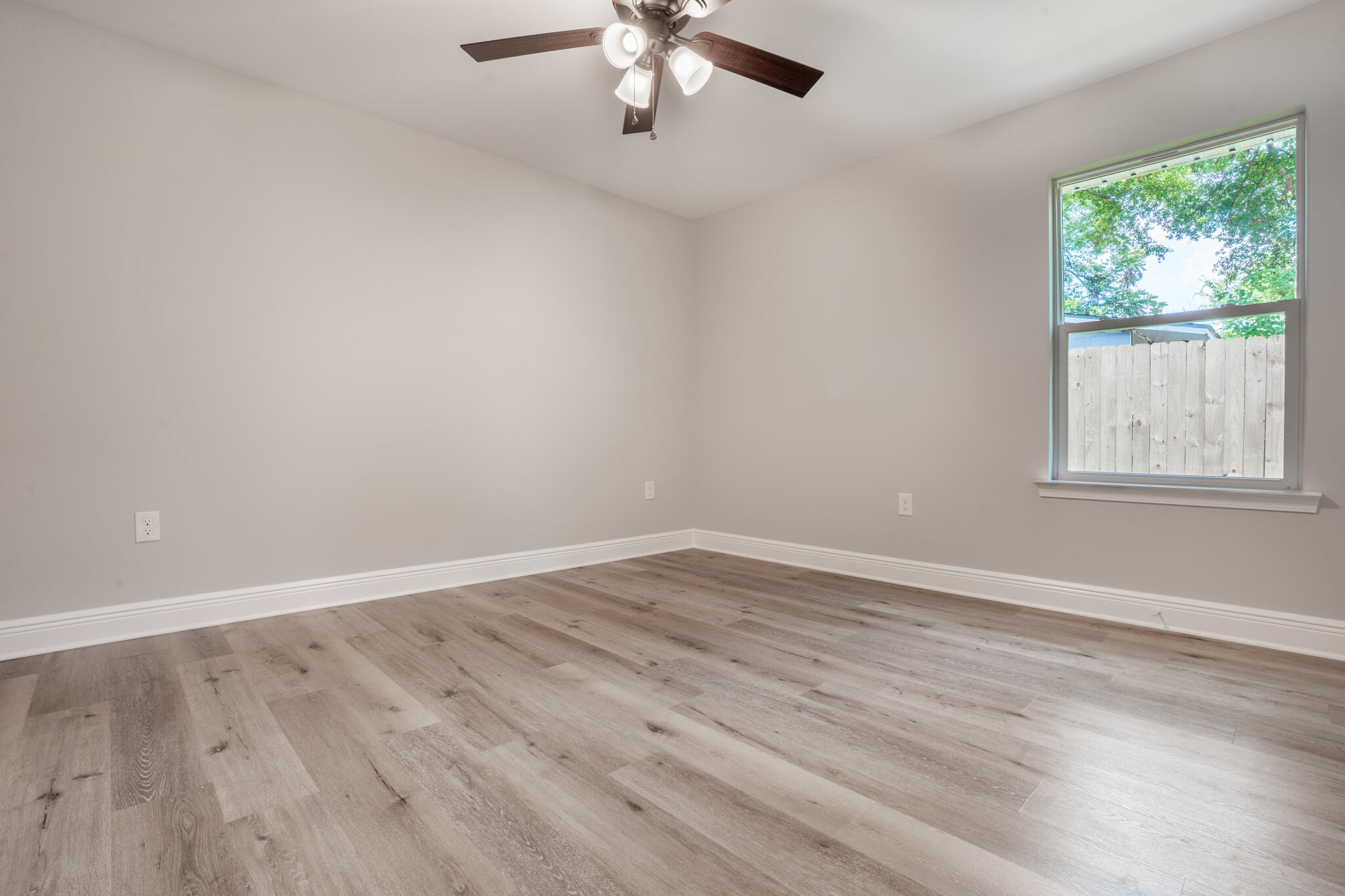 1ST ADD BEL-AIR S/D LOT 4 BLK A - Residential