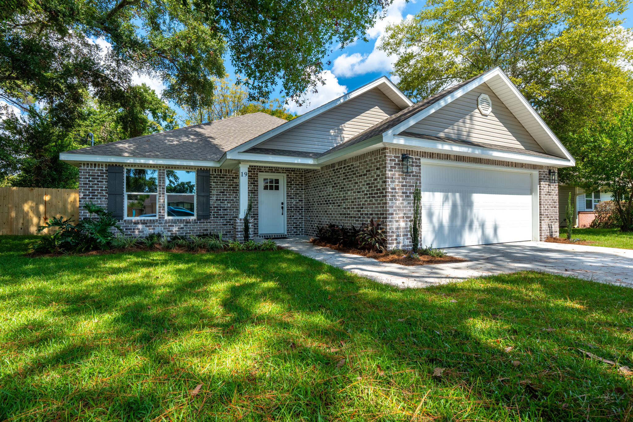 1ST ADD BEL-AIR S/D LOT 4 BLK A - Residential