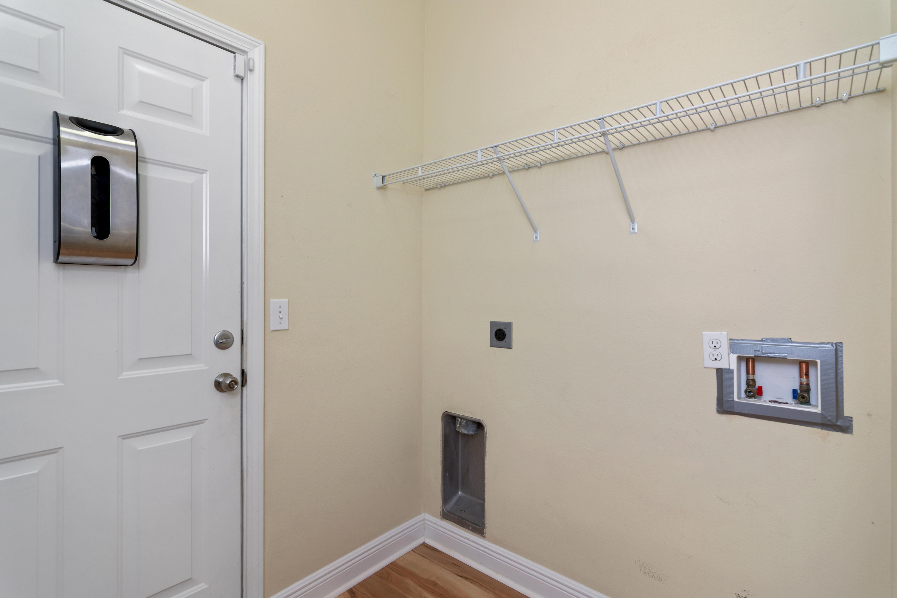 ROLLING RIDGE - Residential