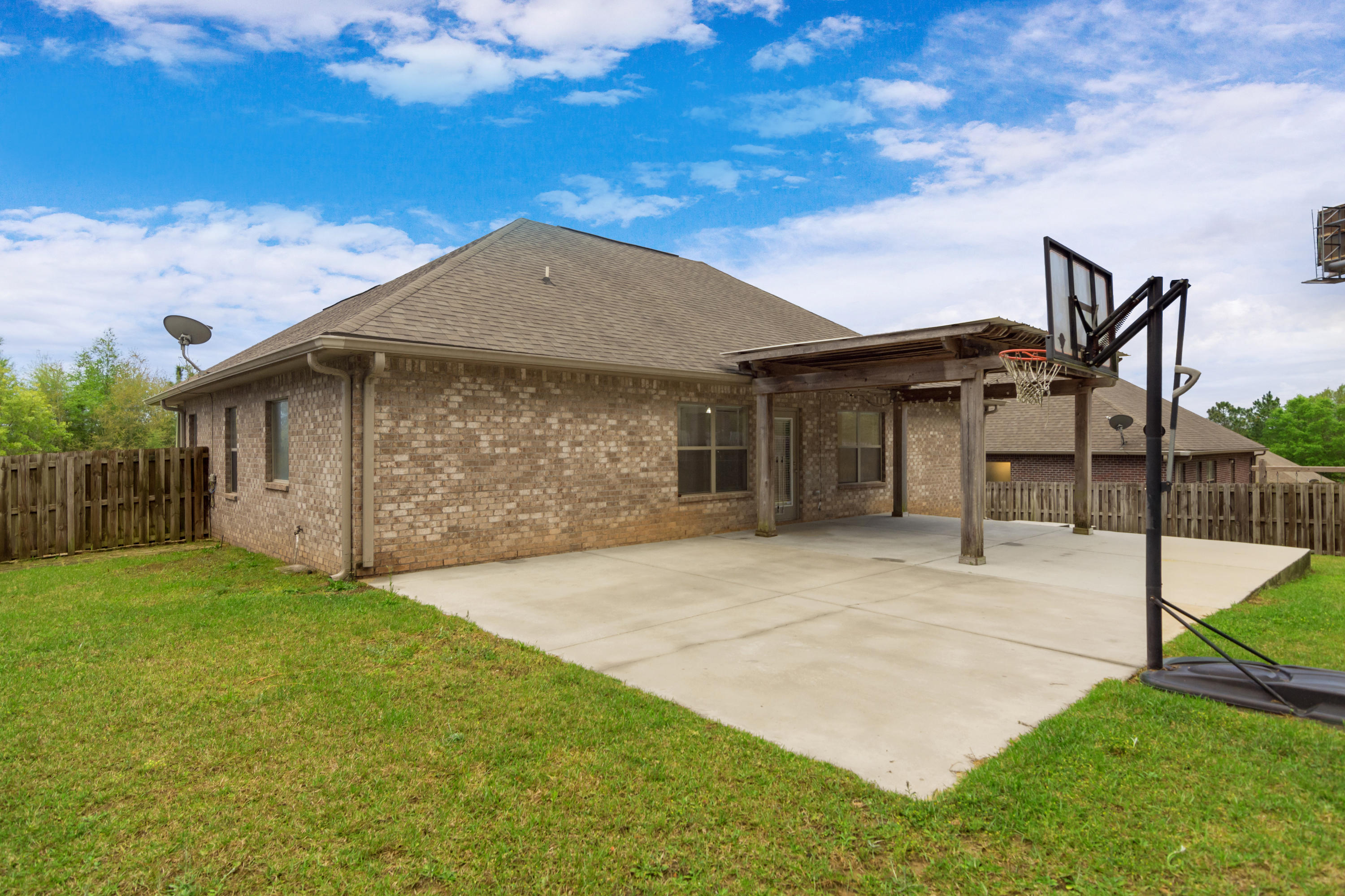 ROLLING RIDGE - Residential