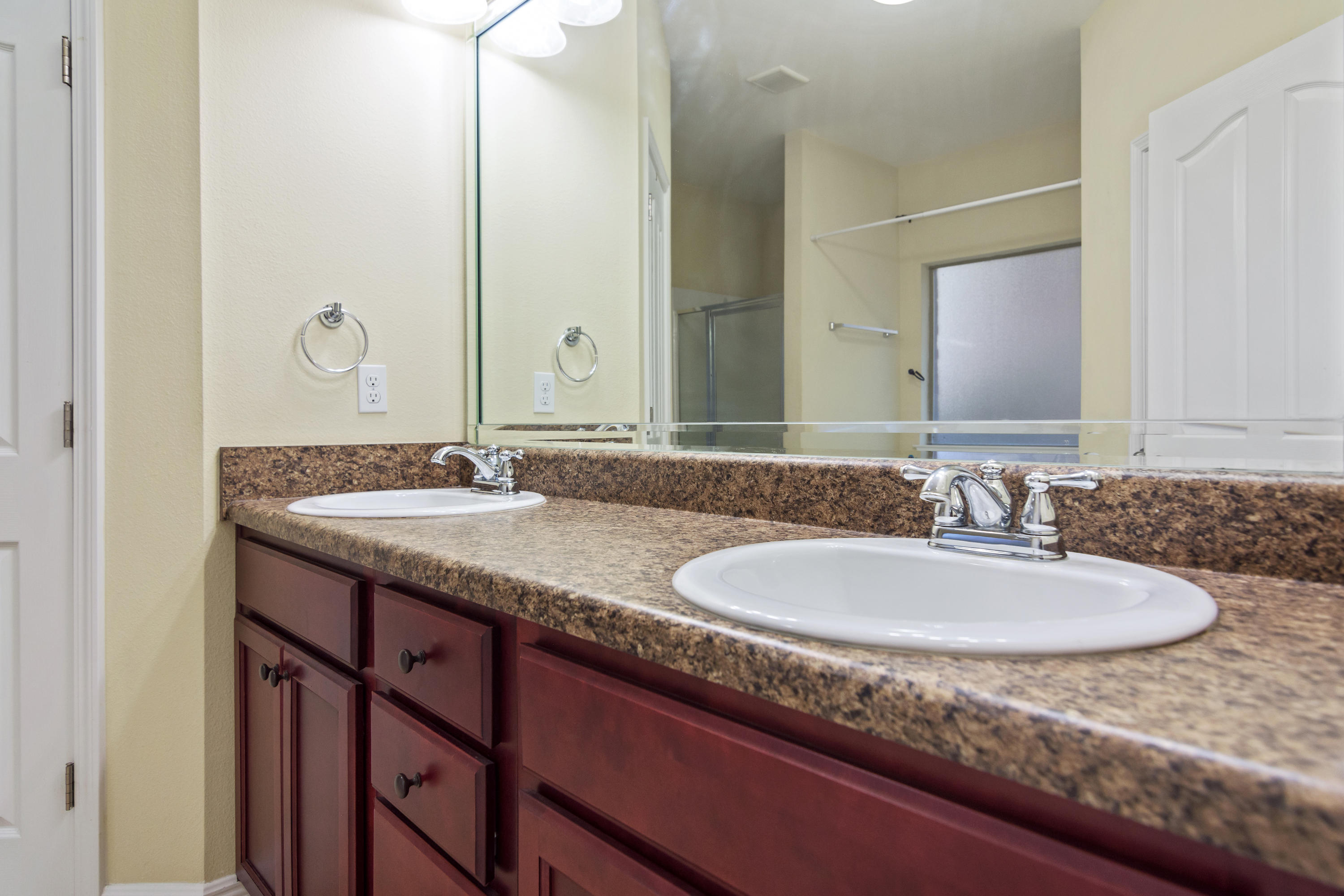 ROLLING RIDGE - Residential