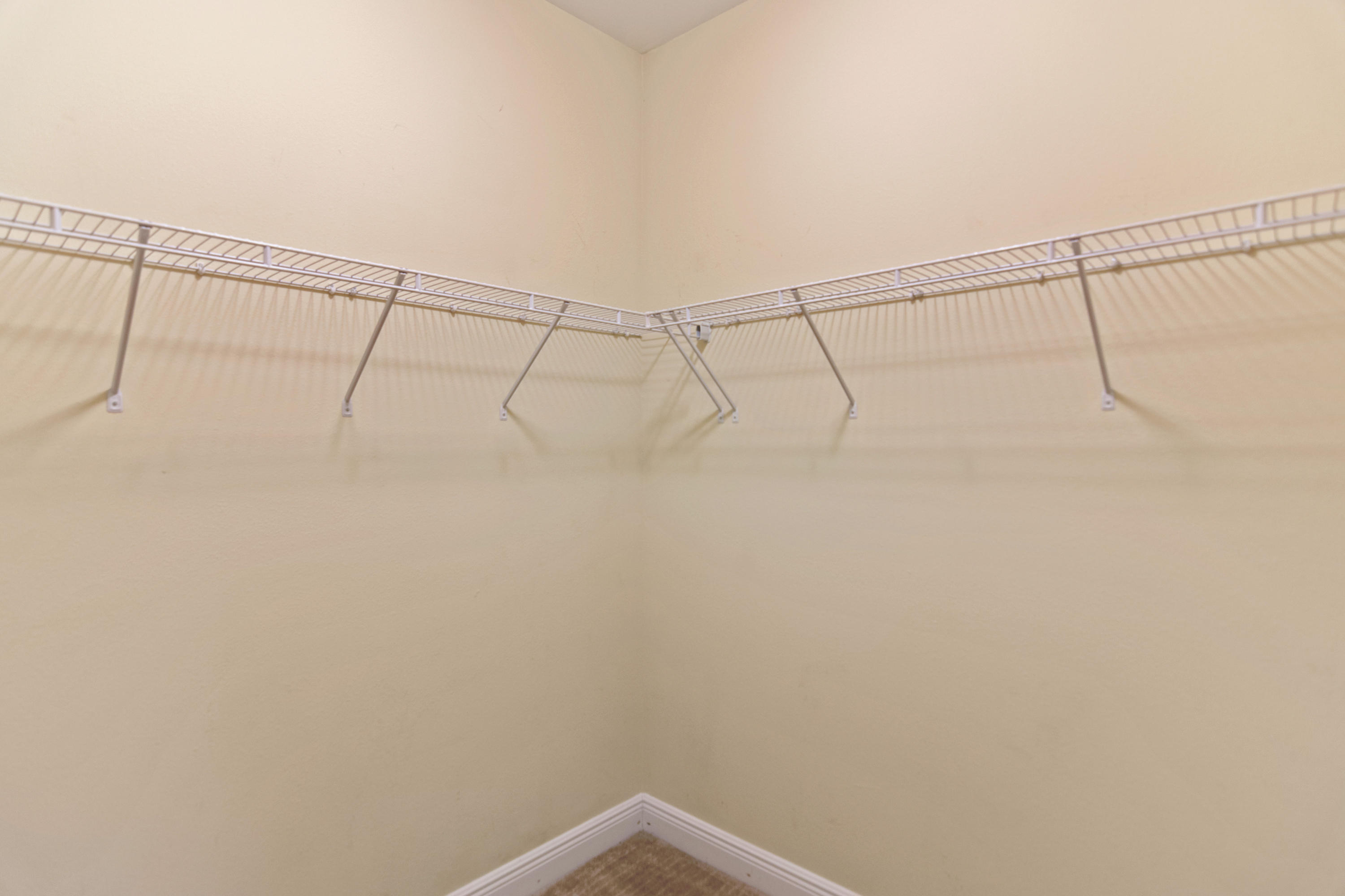 ROLLING RIDGE - Residential