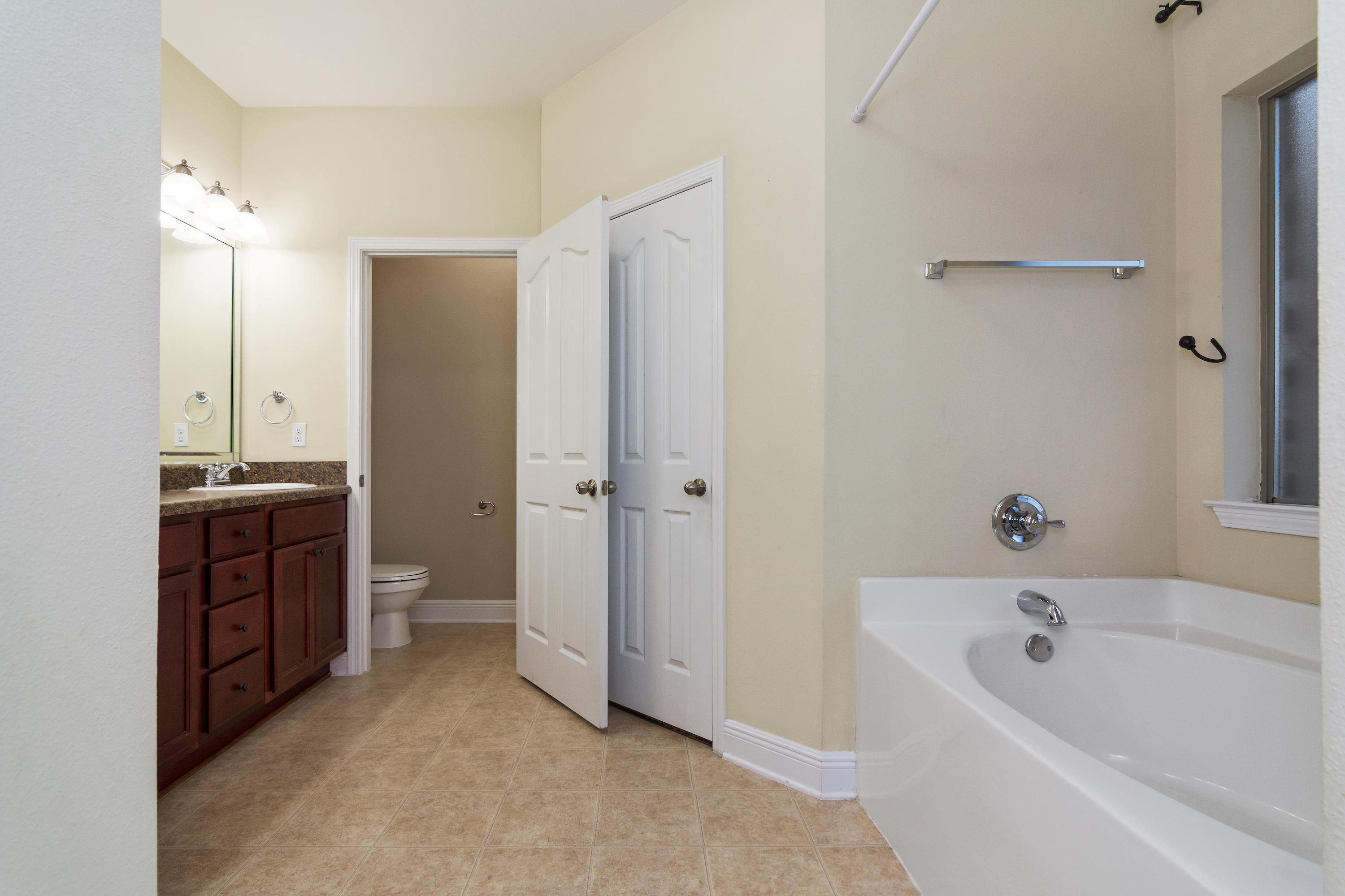 ROLLING RIDGE - Residential