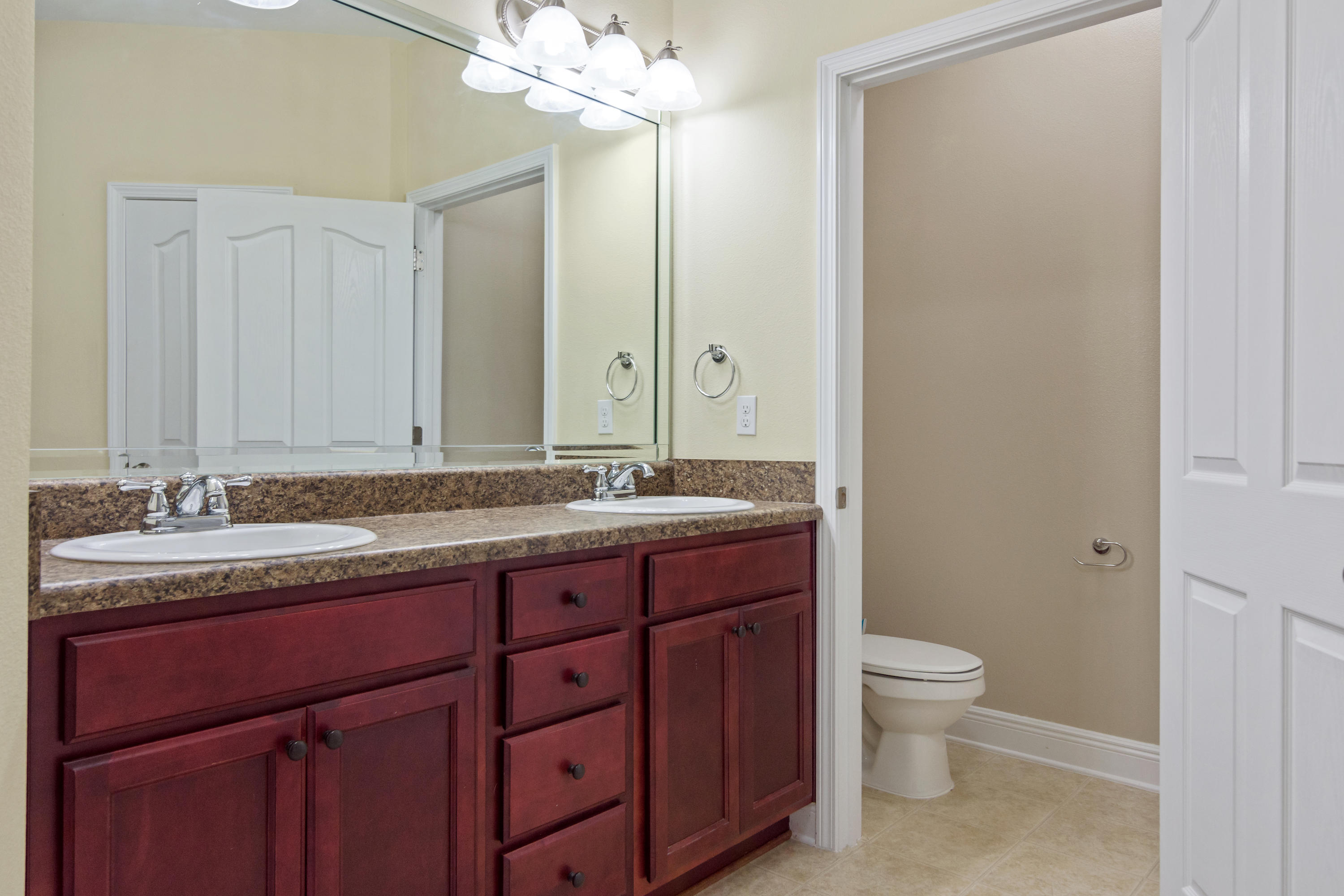 ROLLING RIDGE - Residential