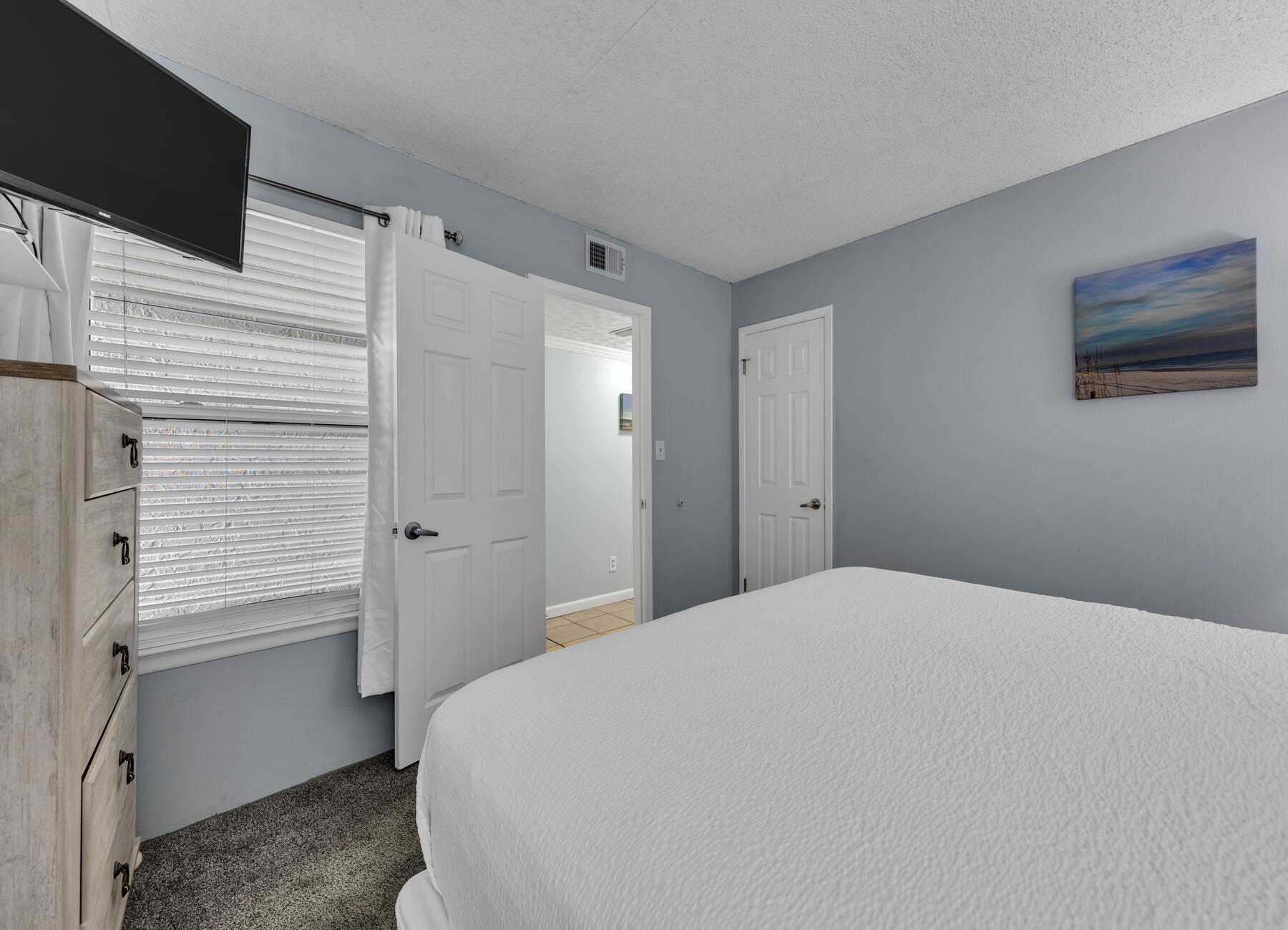 ISLAND ECHO CONDO - Residential