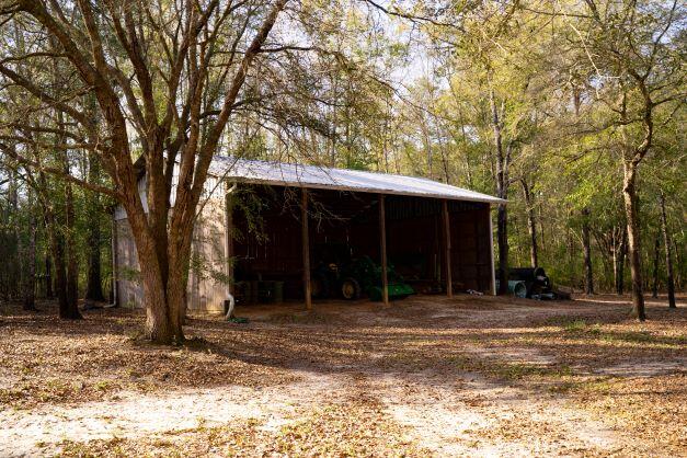 NORTH SUPERGROUP - Farm