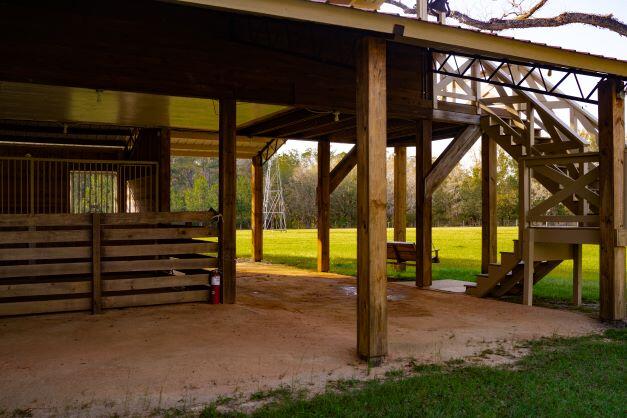 NORTH SUPERGROUP - Farm