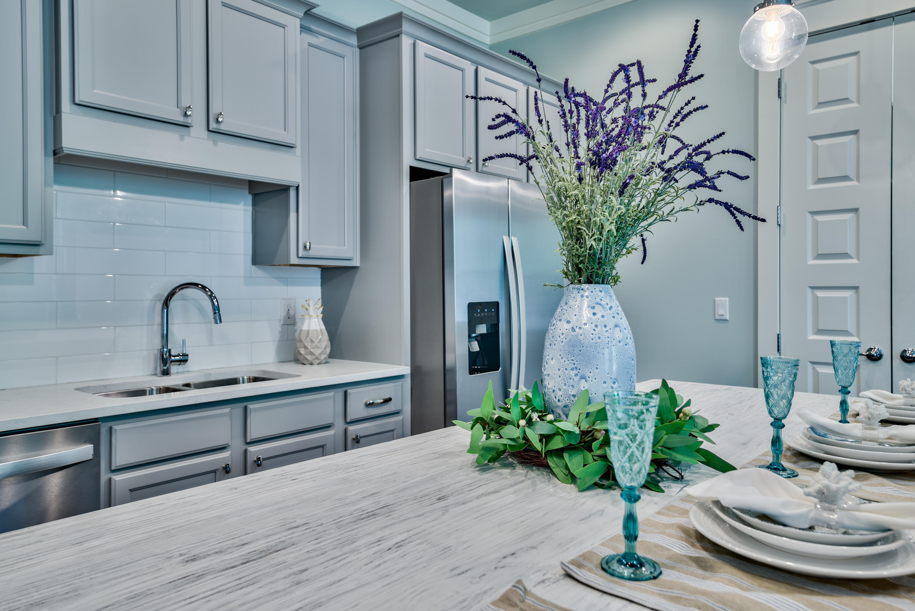 HIDDEN PALMS - Residential