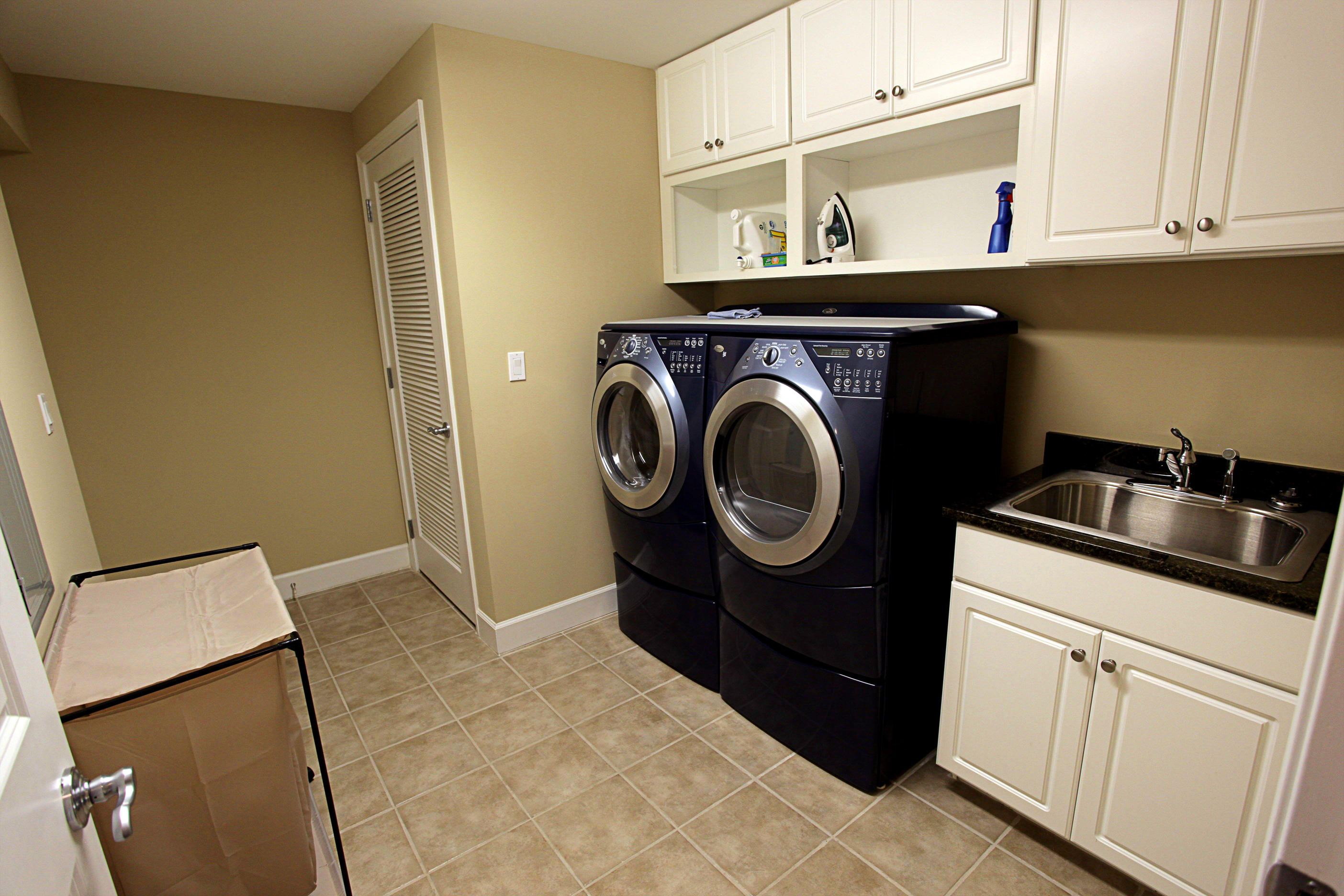ONE WATER PLACE - Residential