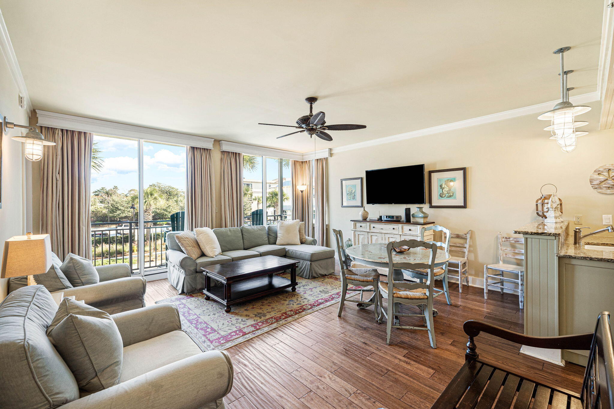 Gulf Place Six Palms - Residential
