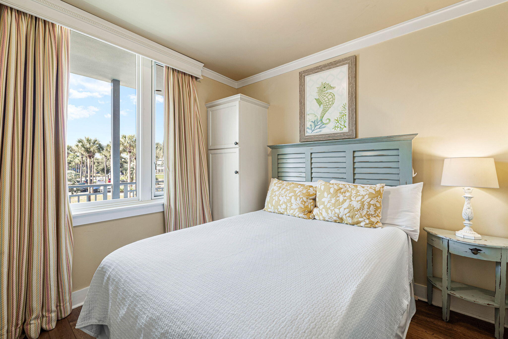 Gulf Place Six Palms - Residential
