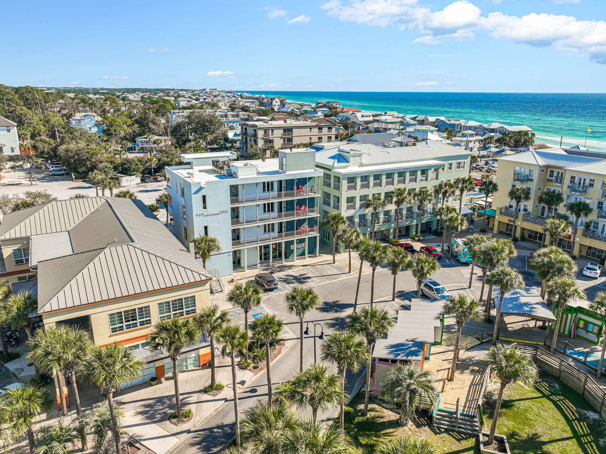 Gulf Place Six Palms - Residential