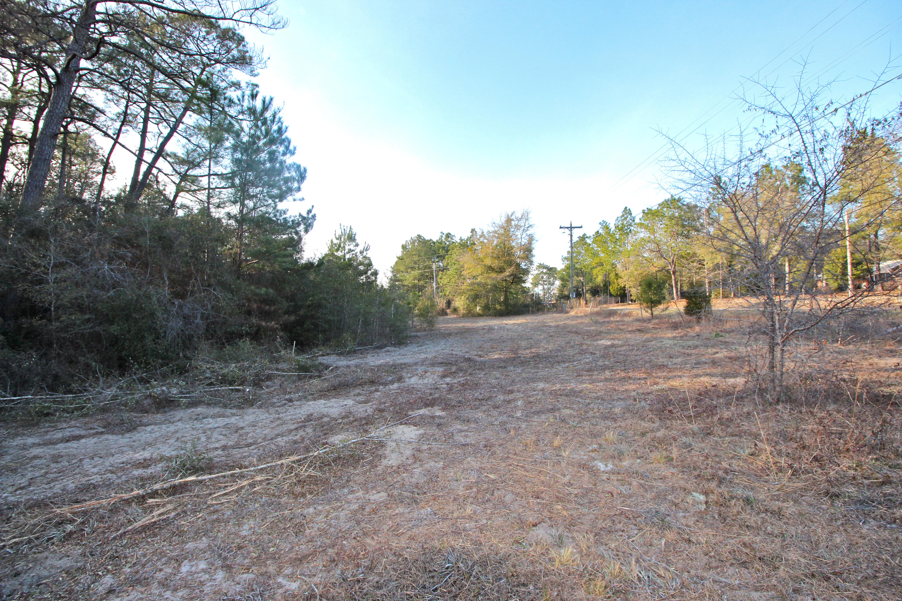 METES & BOUNDS - Land