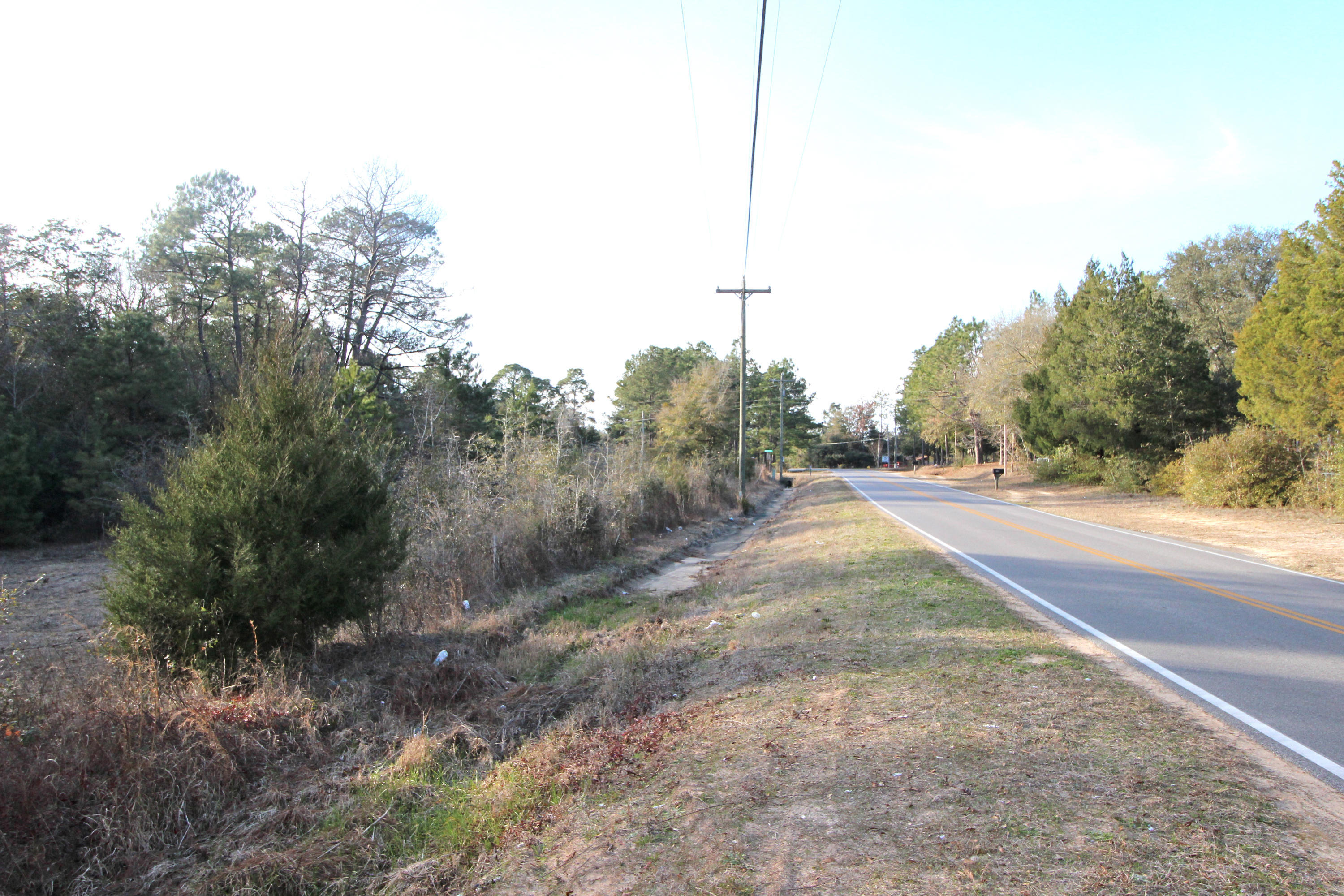 METES & BOUNDS - Land