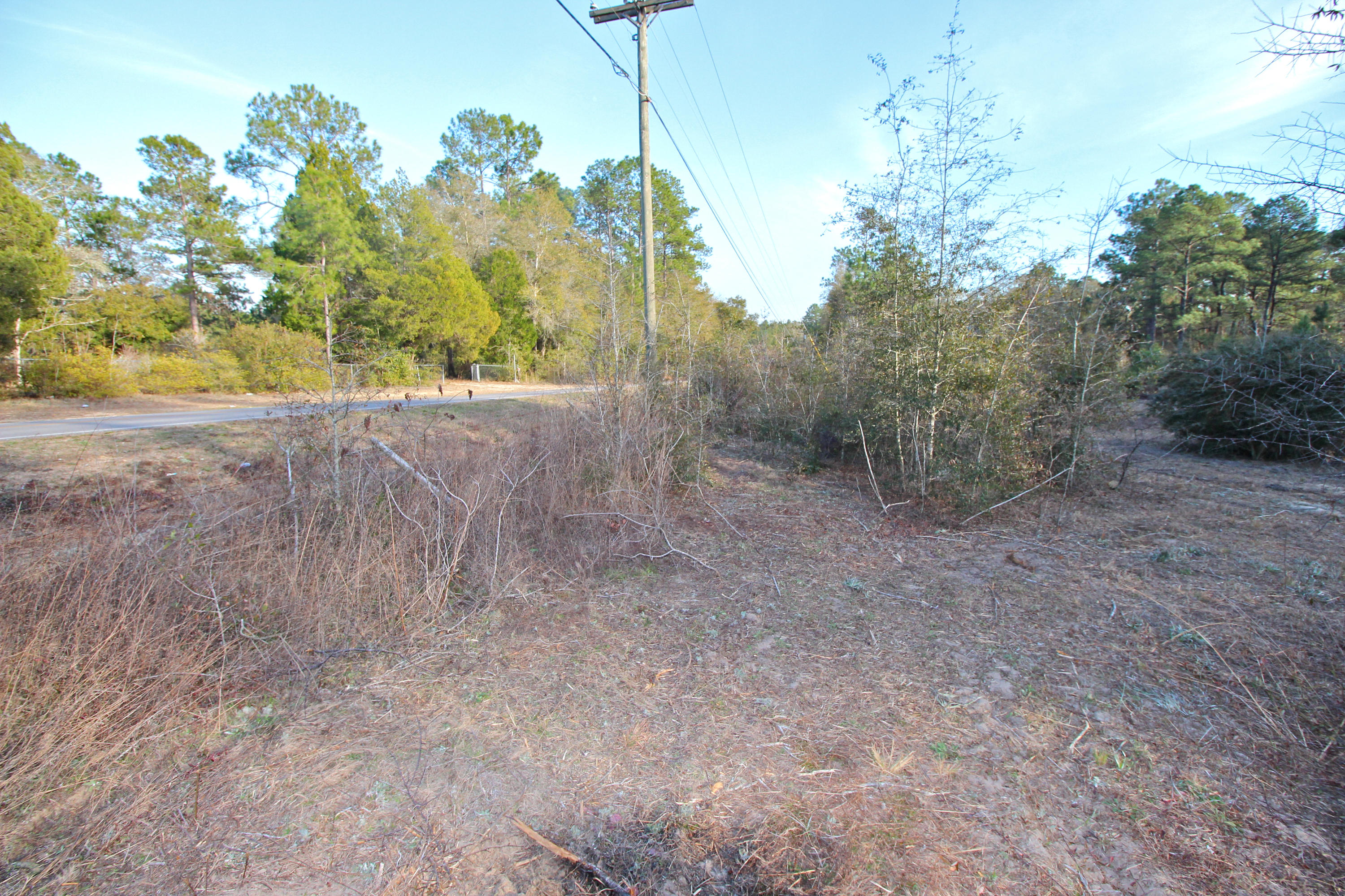 METES & BOUNDS - Land