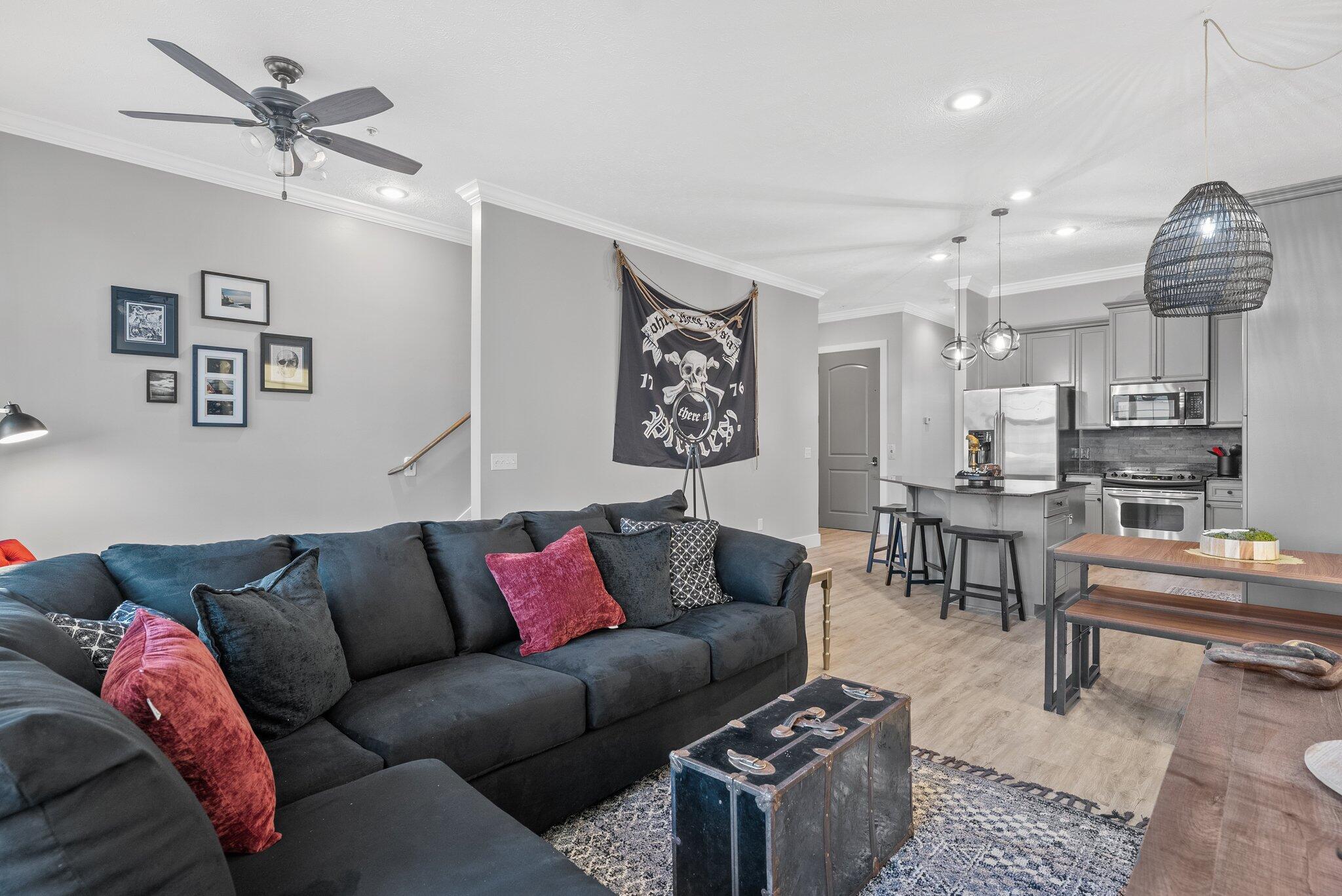 LONG BEACH 3RD ADDN - Residential