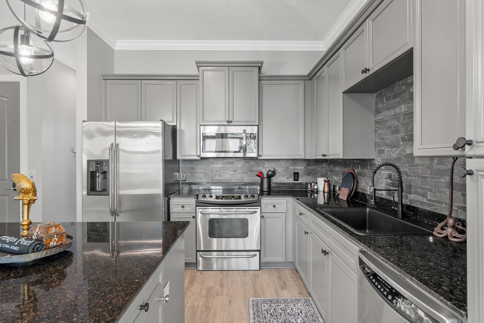 LONG BEACH 3RD ADDN - Residential