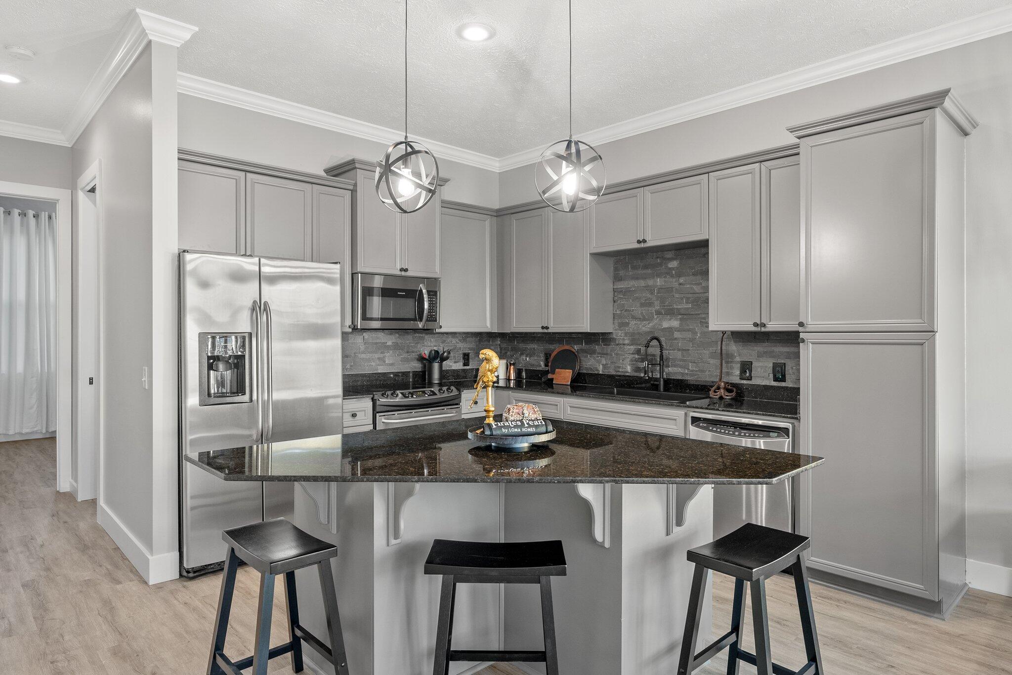 LONG BEACH 3RD ADDN - Residential