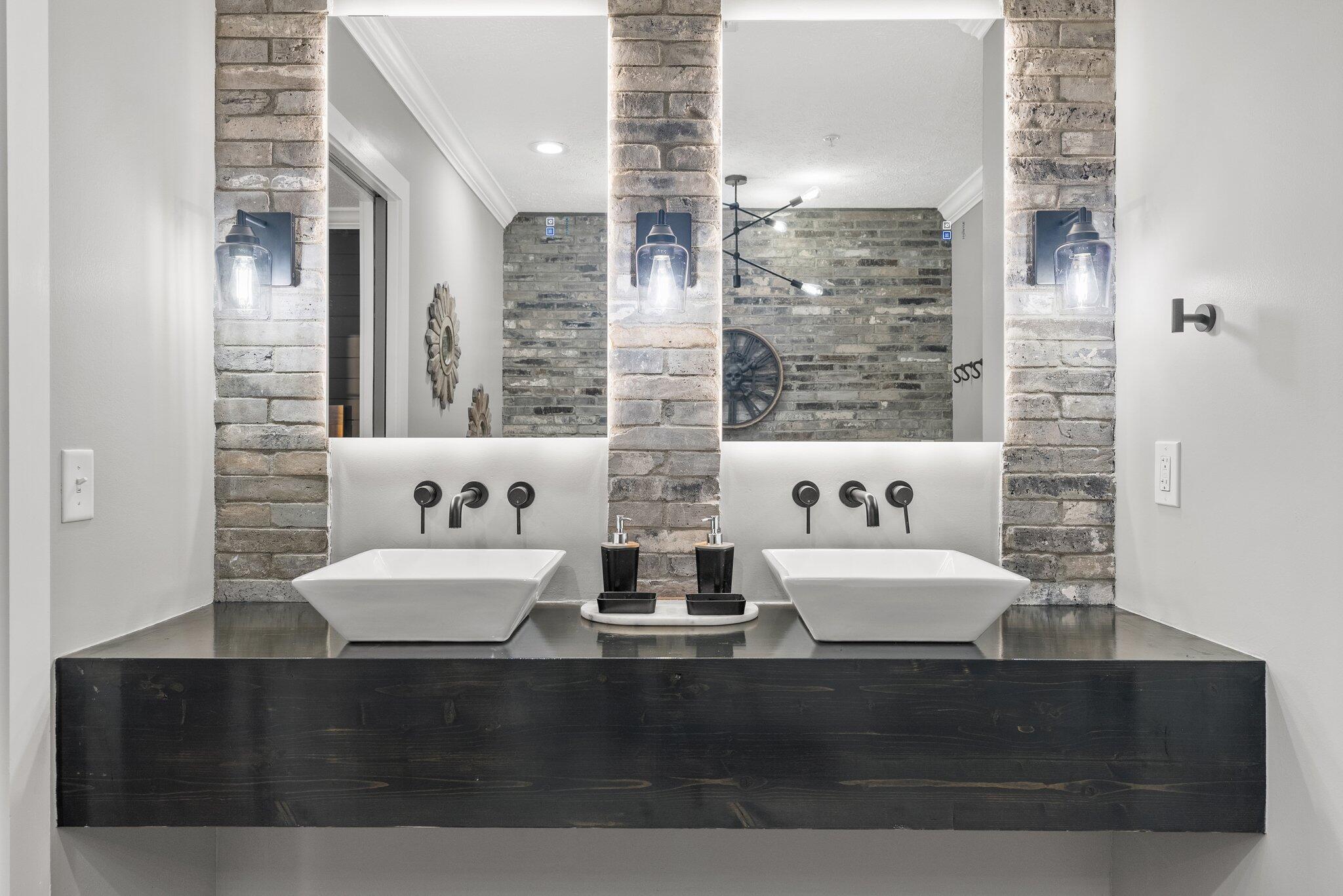 LONG BEACH 3RD ADDN - Residential
