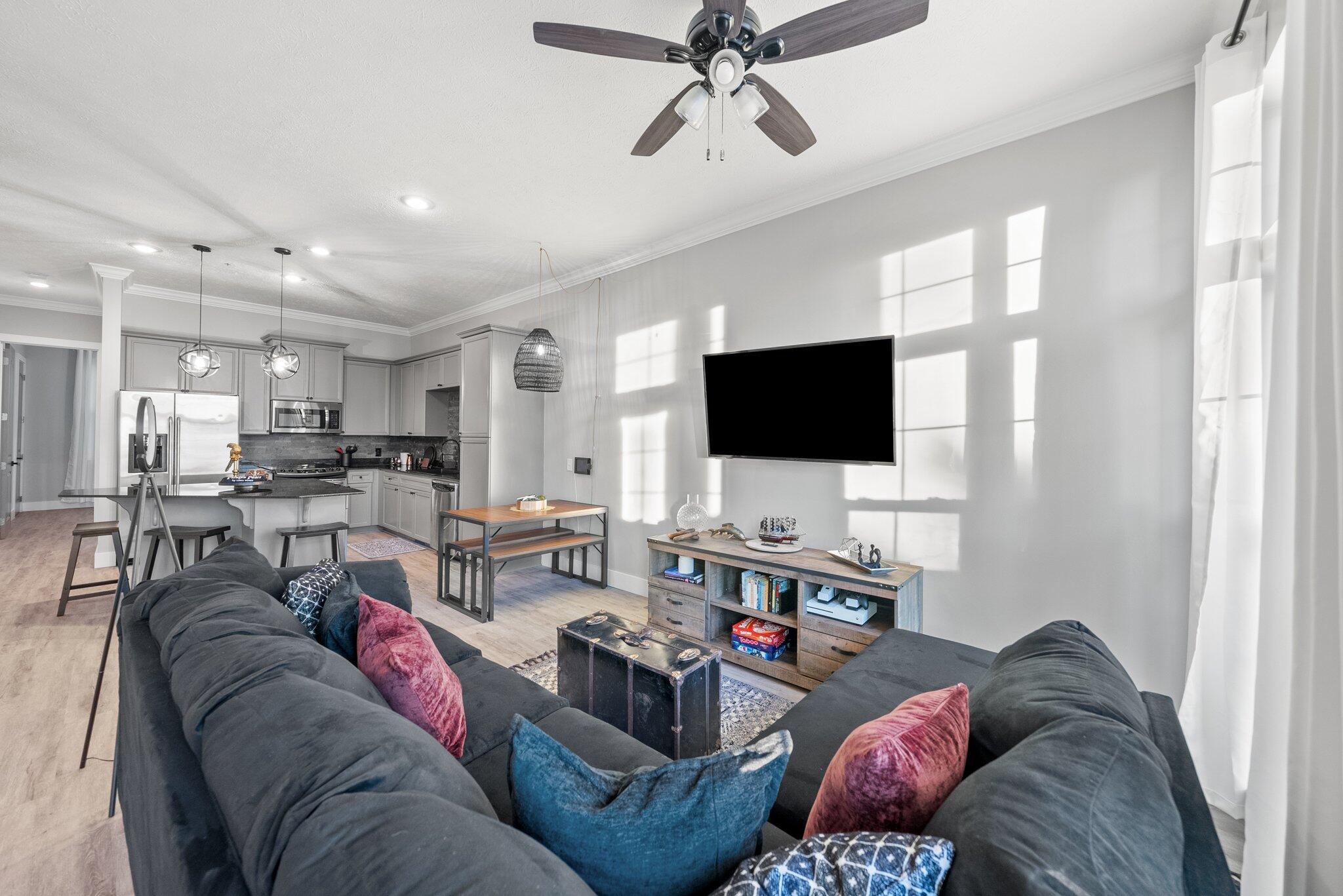 LONG BEACH 3RD ADDN - Residential