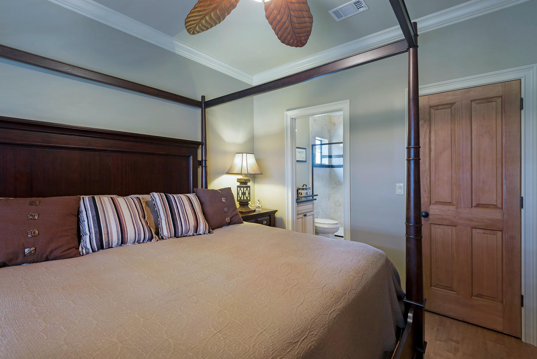 VILLA LAGO - Residential