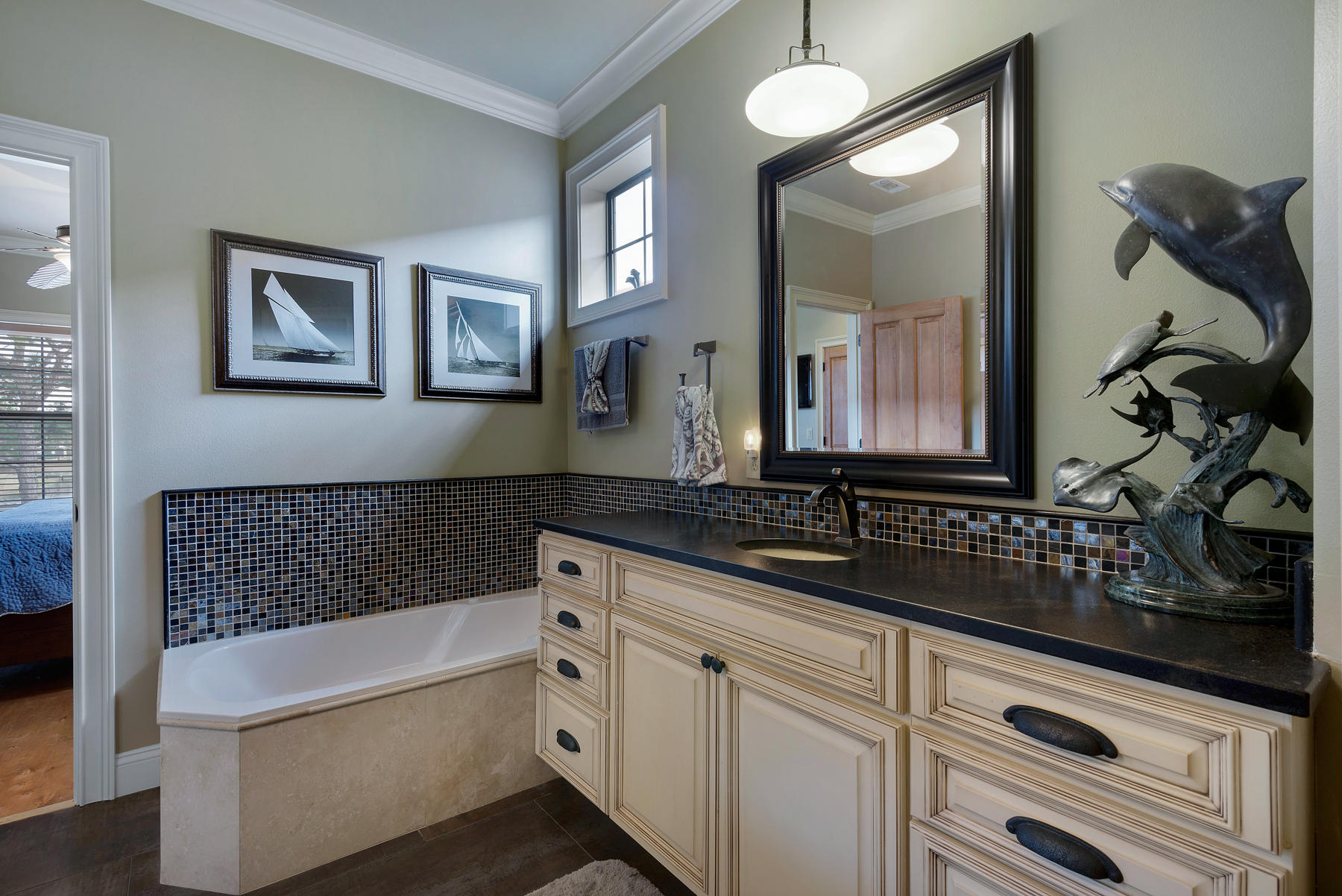 VILLA LAGO - Residential