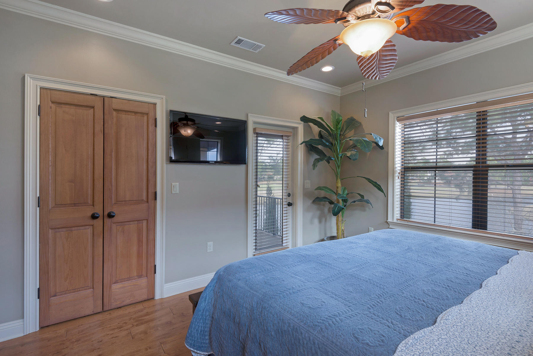 VILLA LAGO - Residential