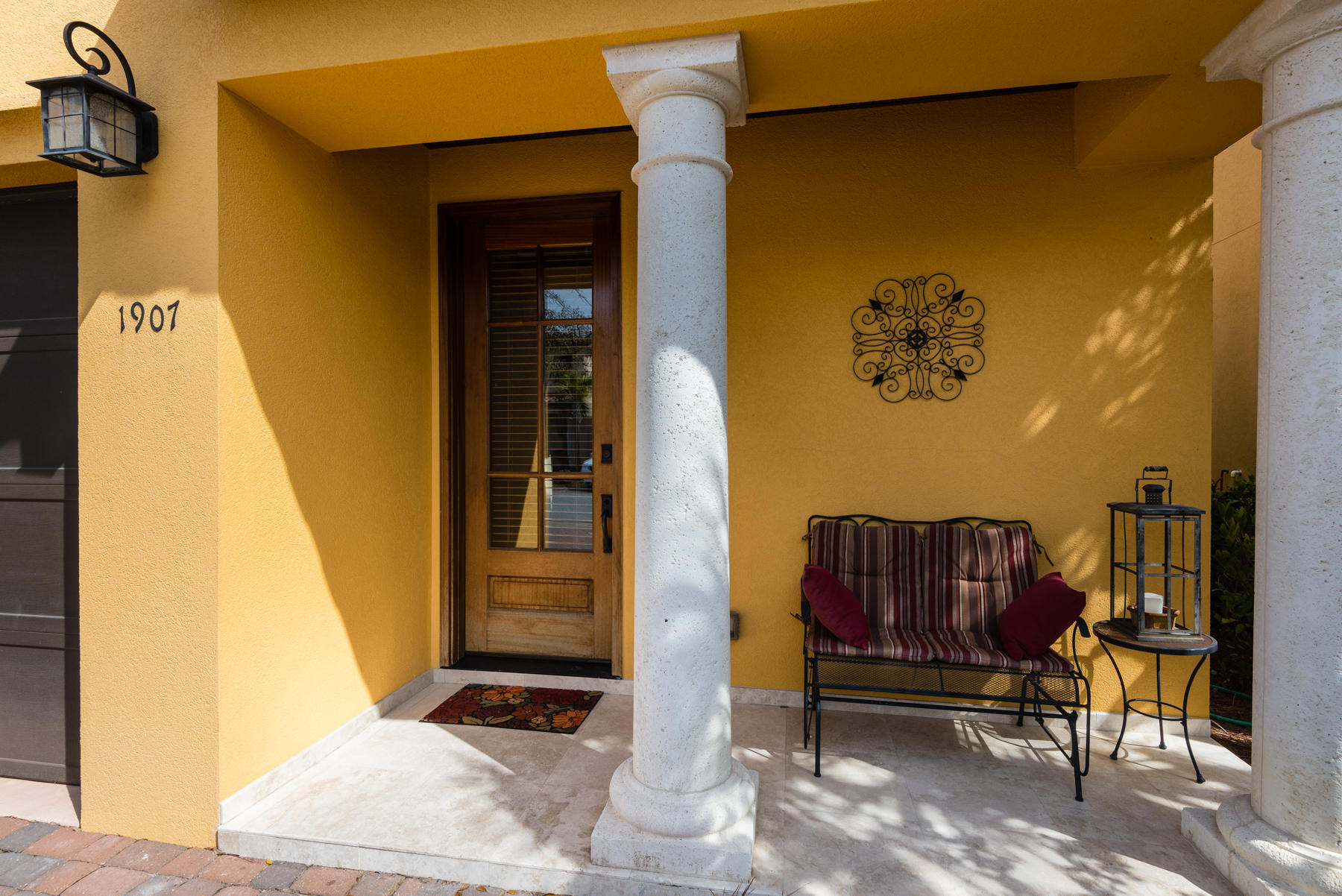 VILLA LAGO - Residential