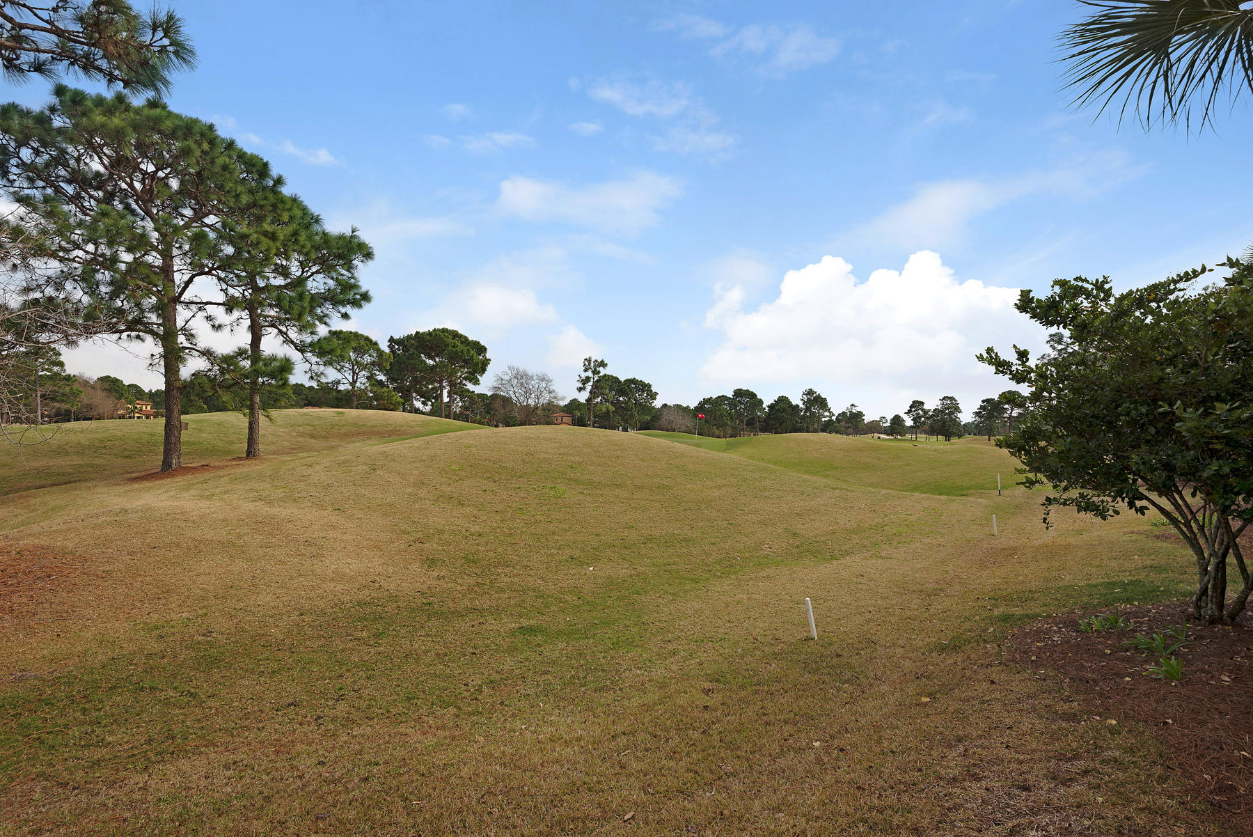 VILLA LAGO - Residential