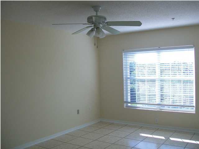 FLORIDA CLUB - Residential Lease