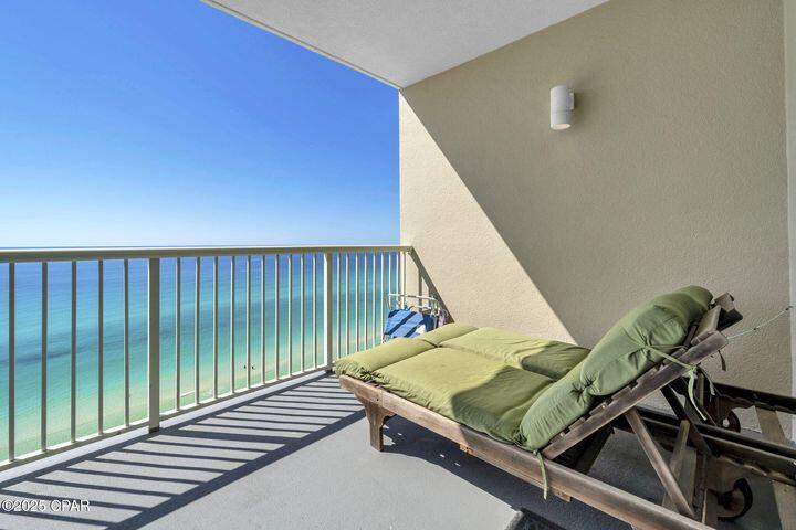 PALAZZO CONDOMINIUM - Residential