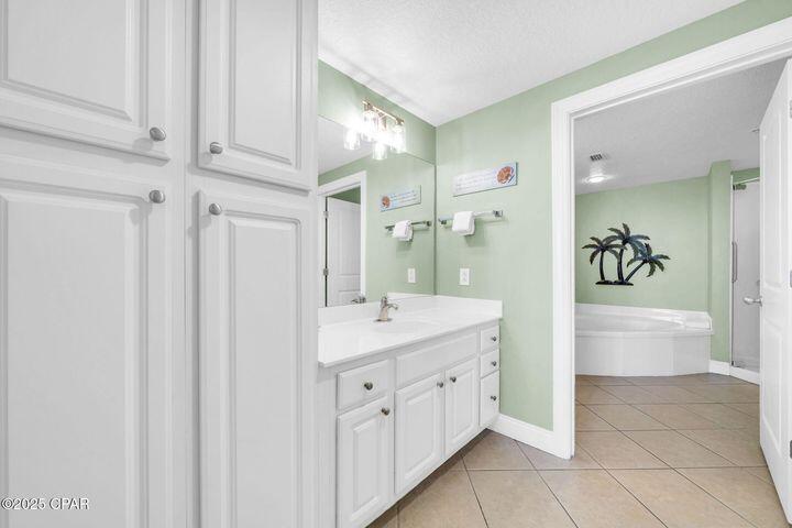 PALAZZO CONDOMINIUM - Residential