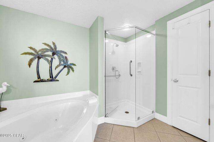 PALAZZO CONDOMINIUM - Residential