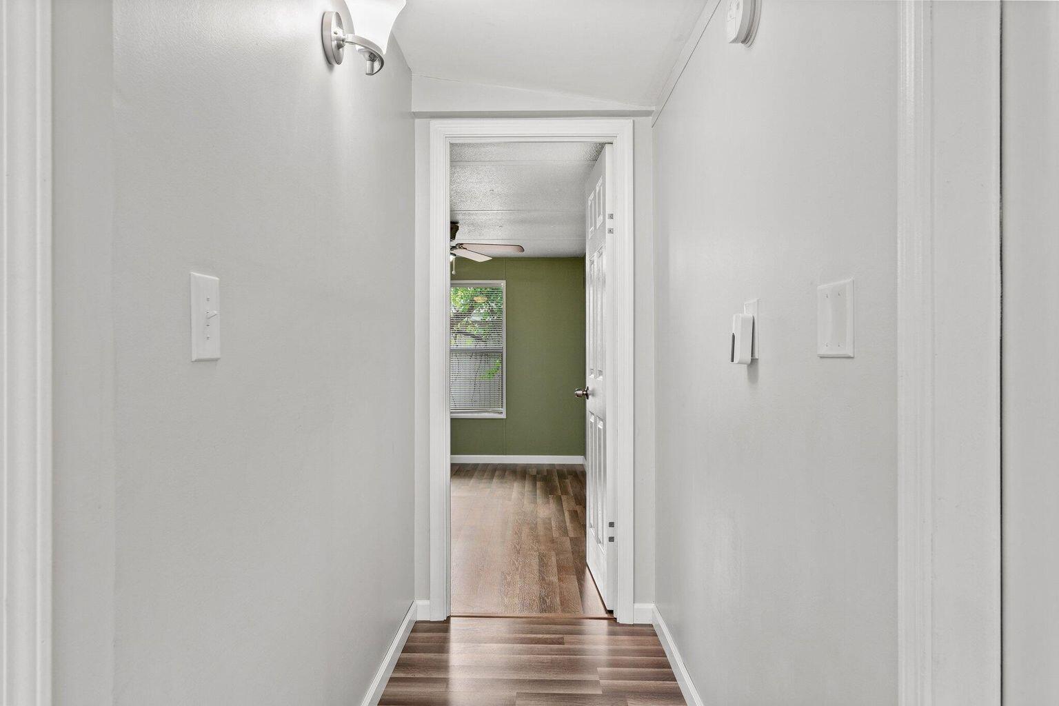 NORTH LAGOON OAKS - Residential