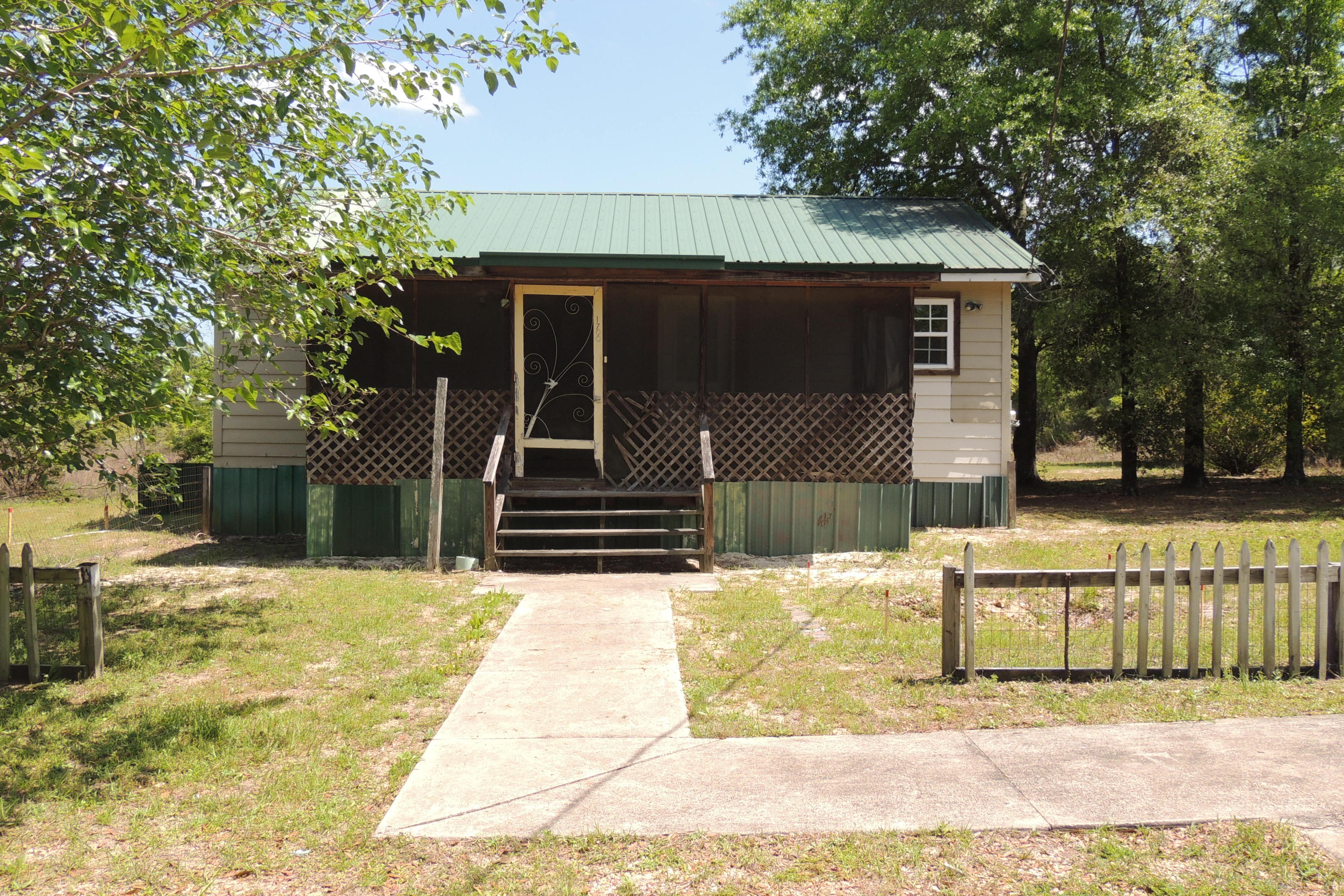 METES & BOUNDS - Residential