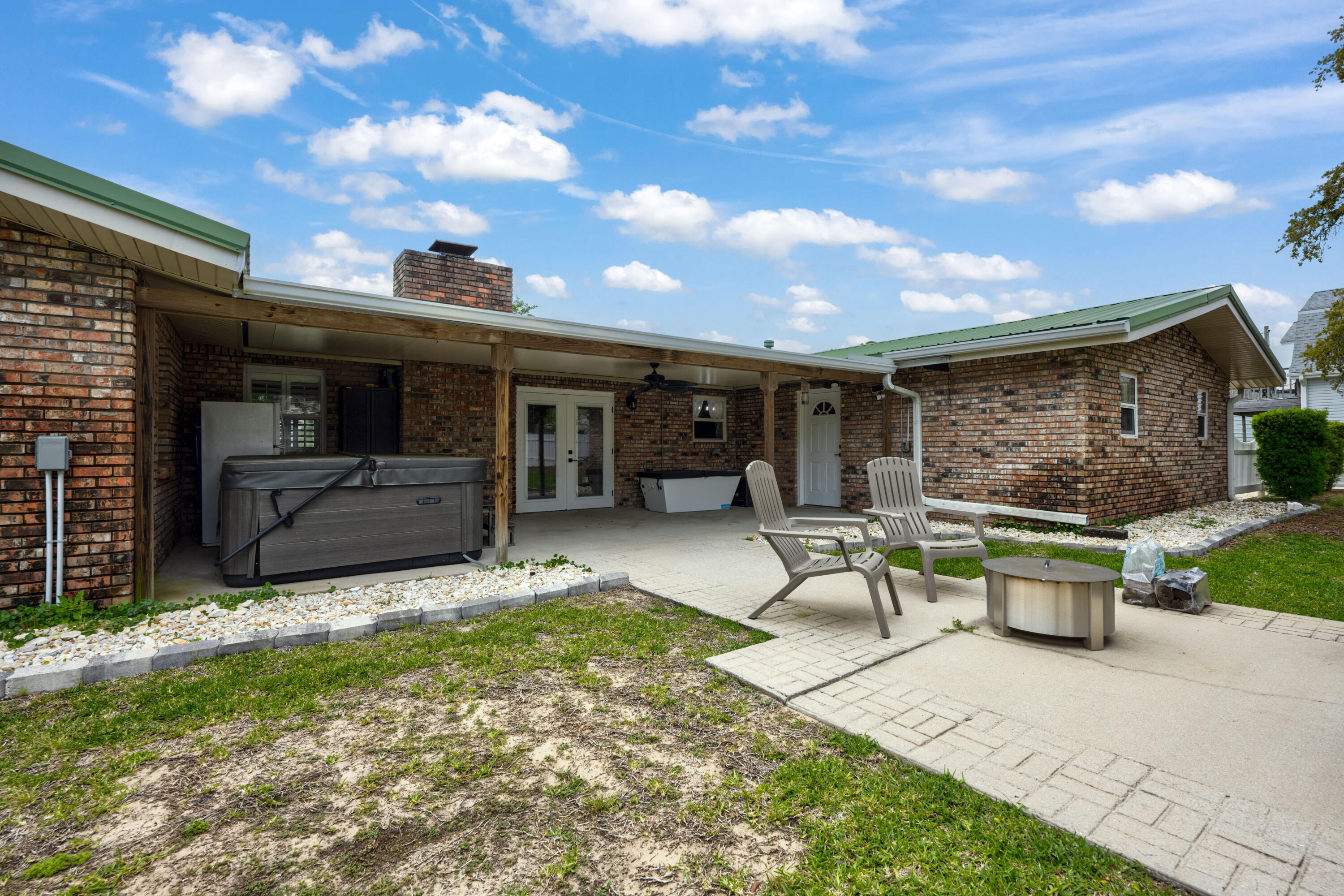 FIELD S/D 2ND ADDN - Residential