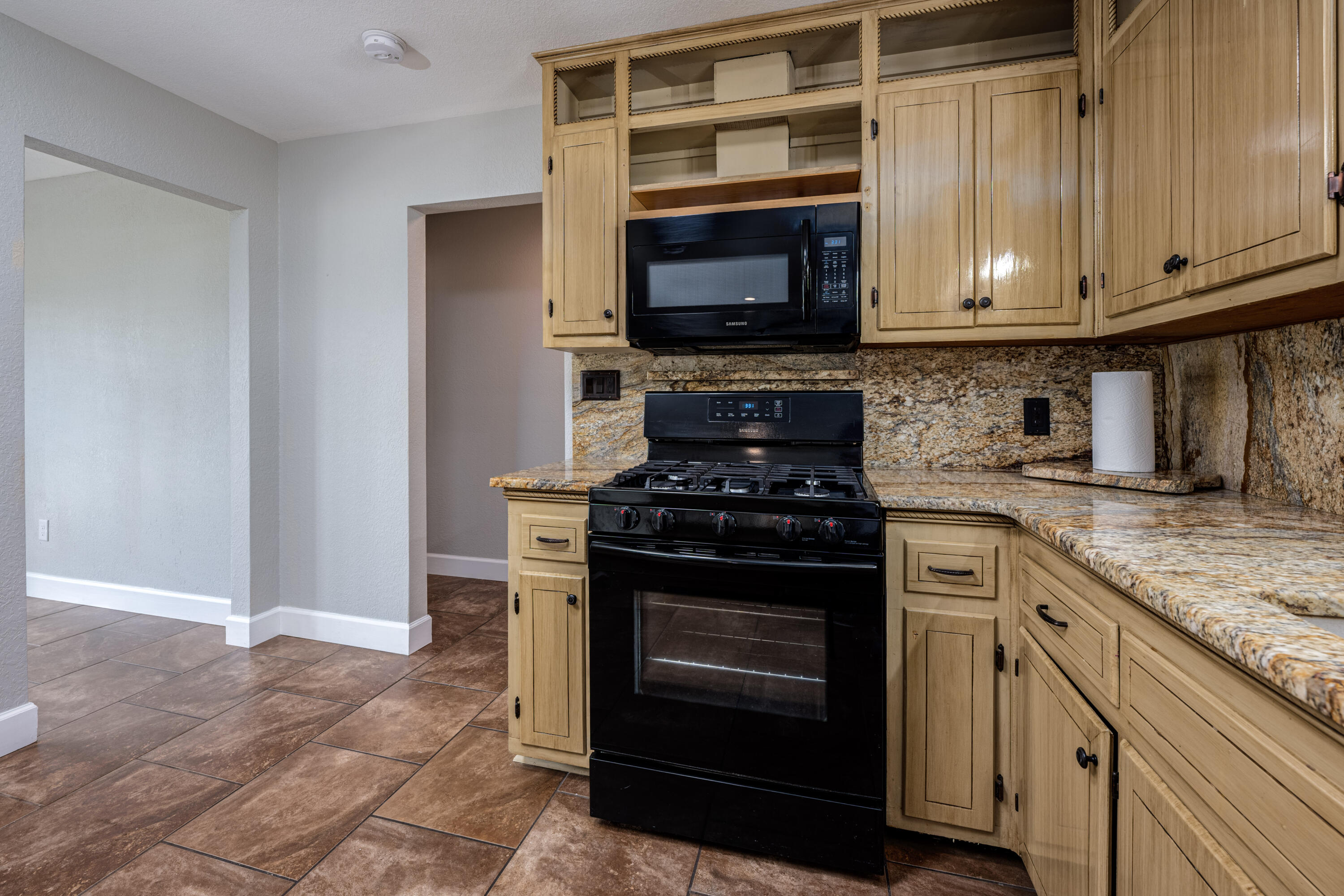 FIELD S/D 2ND ADDN - Residential