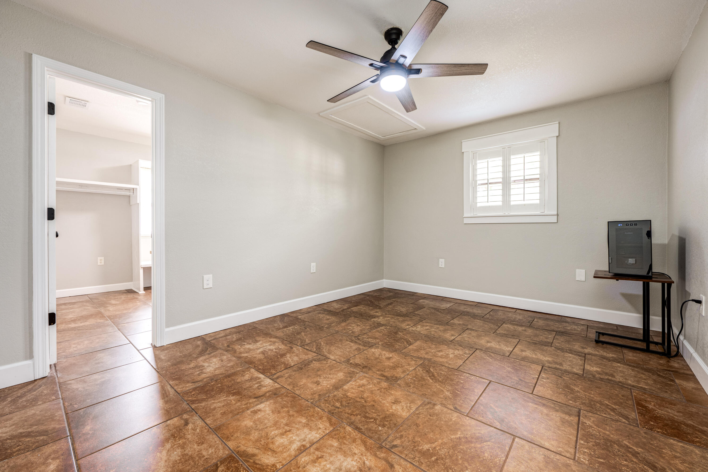 FIELD S/D 2ND ADDN - Residential