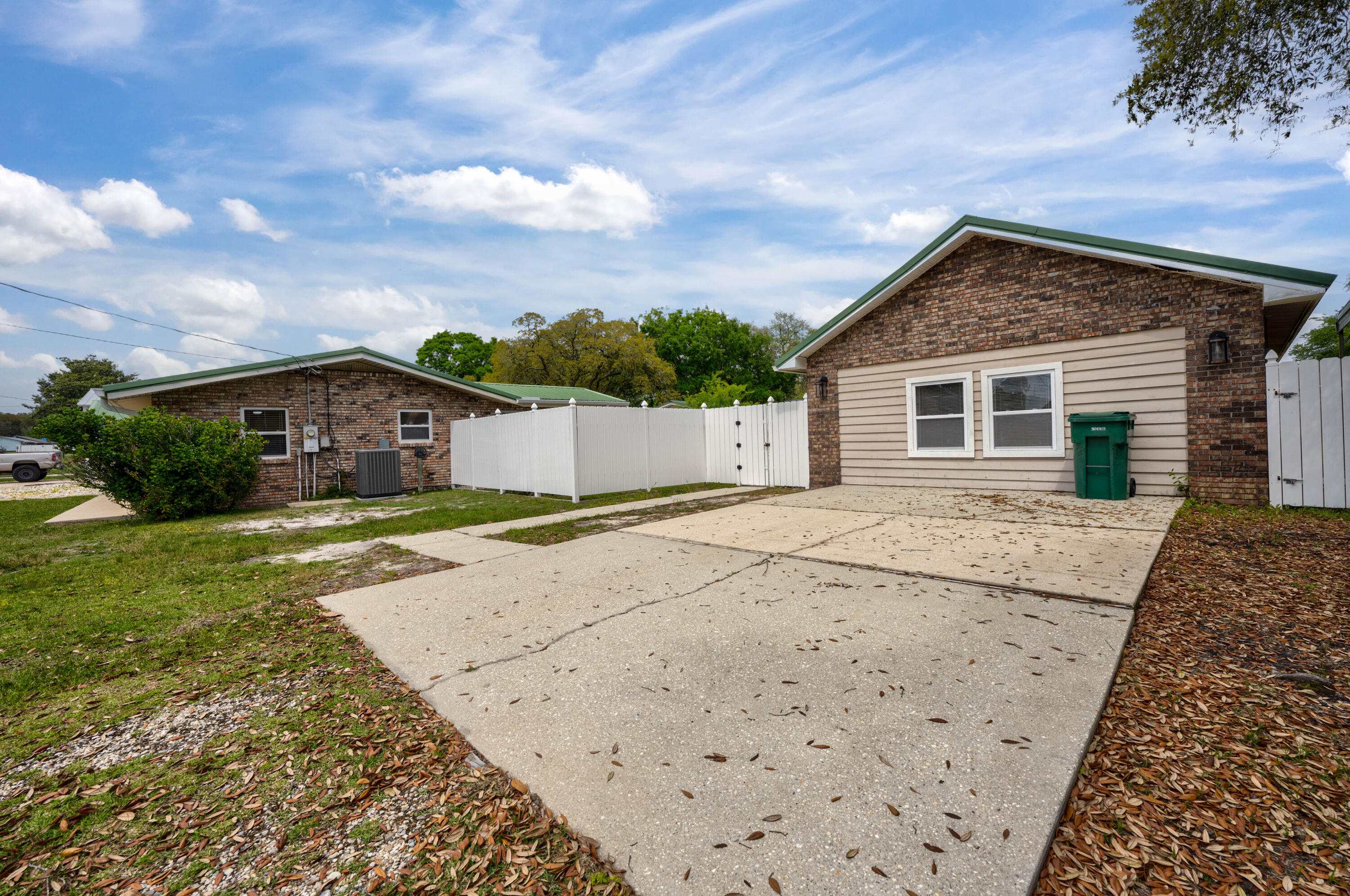 FIELD S/D 2ND ADDN - Residential