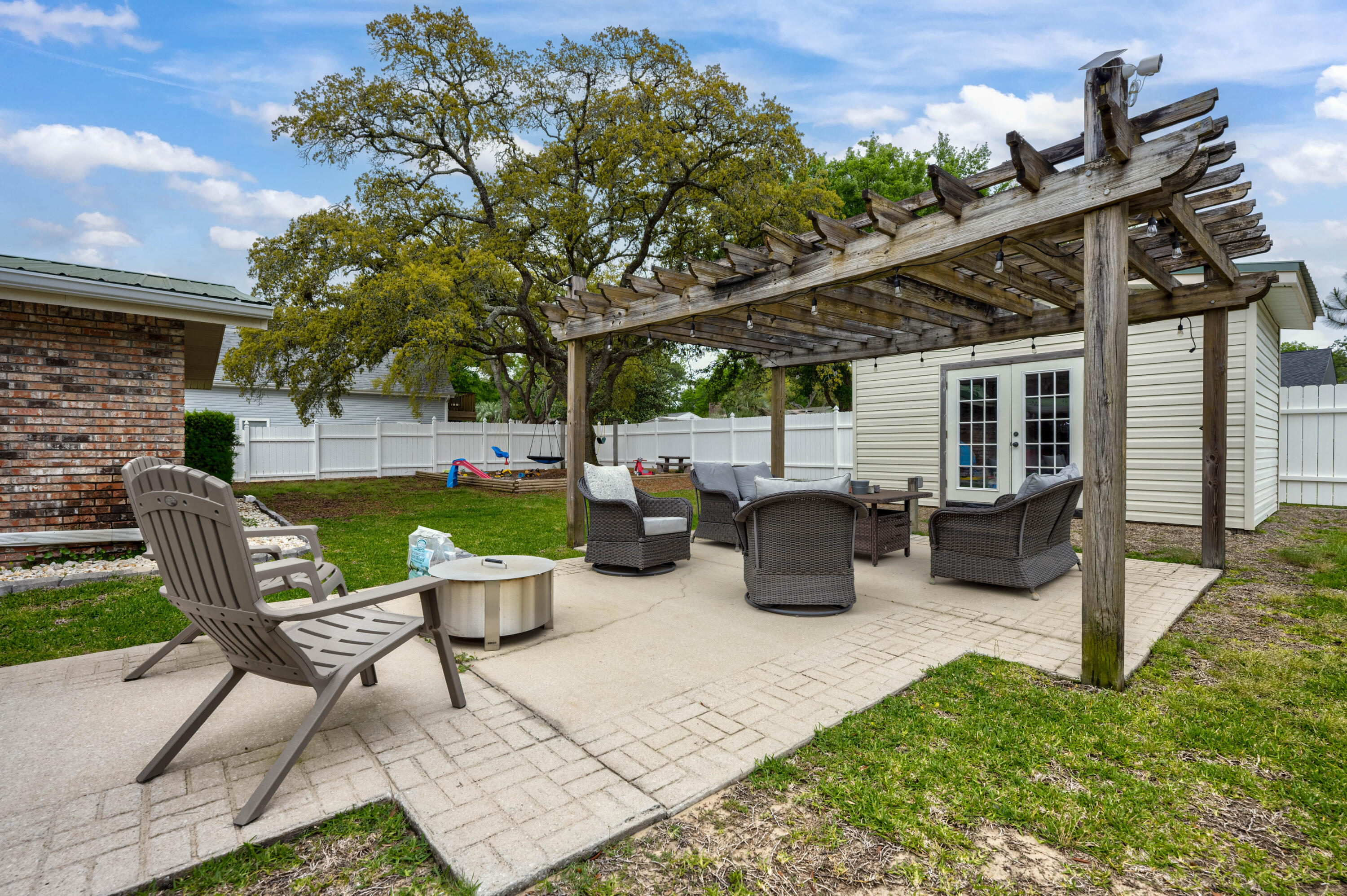 FIELD S/D 2ND ADDN - Residential