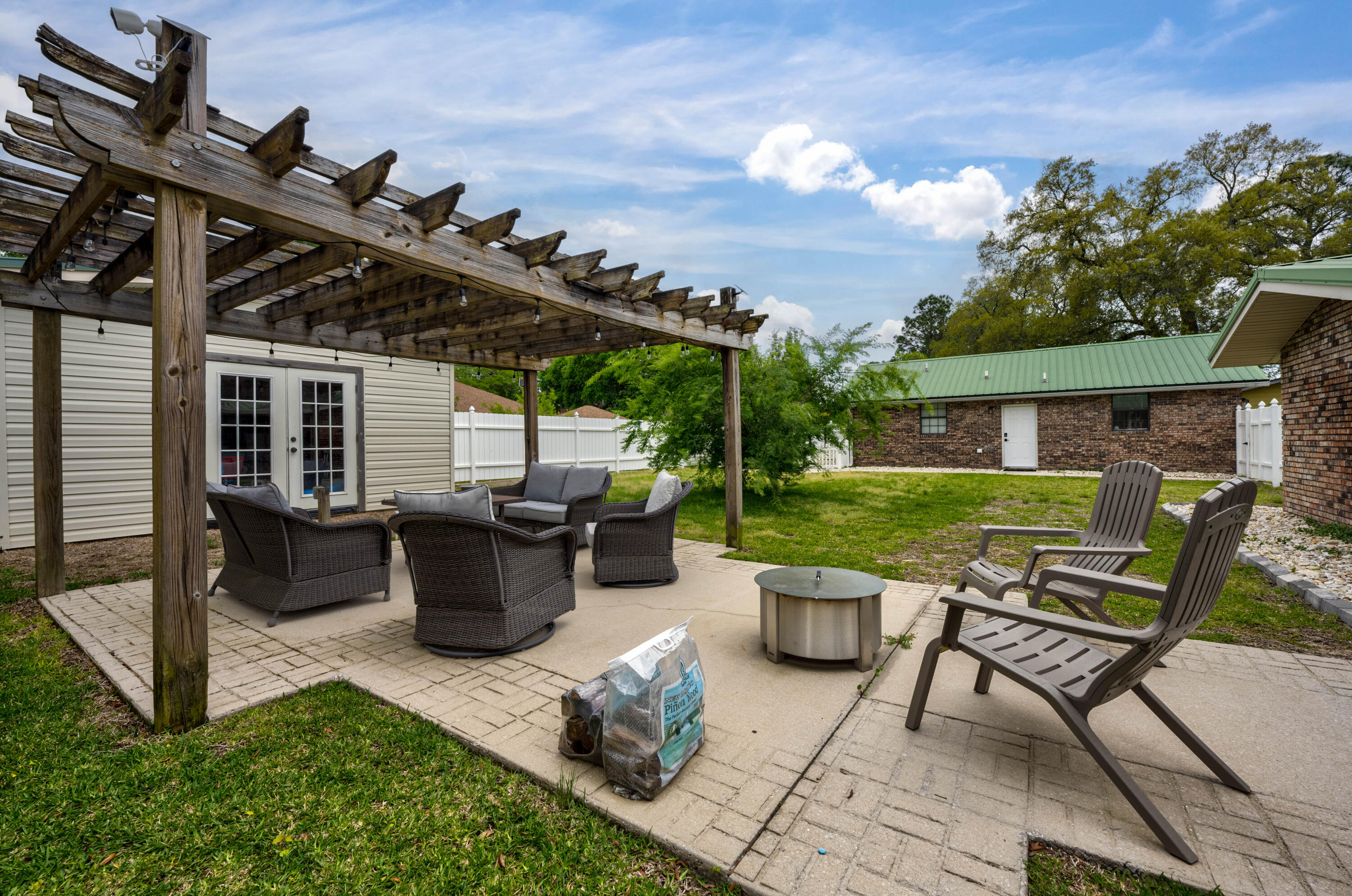 FIELD S/D 2ND ADDN - Residential