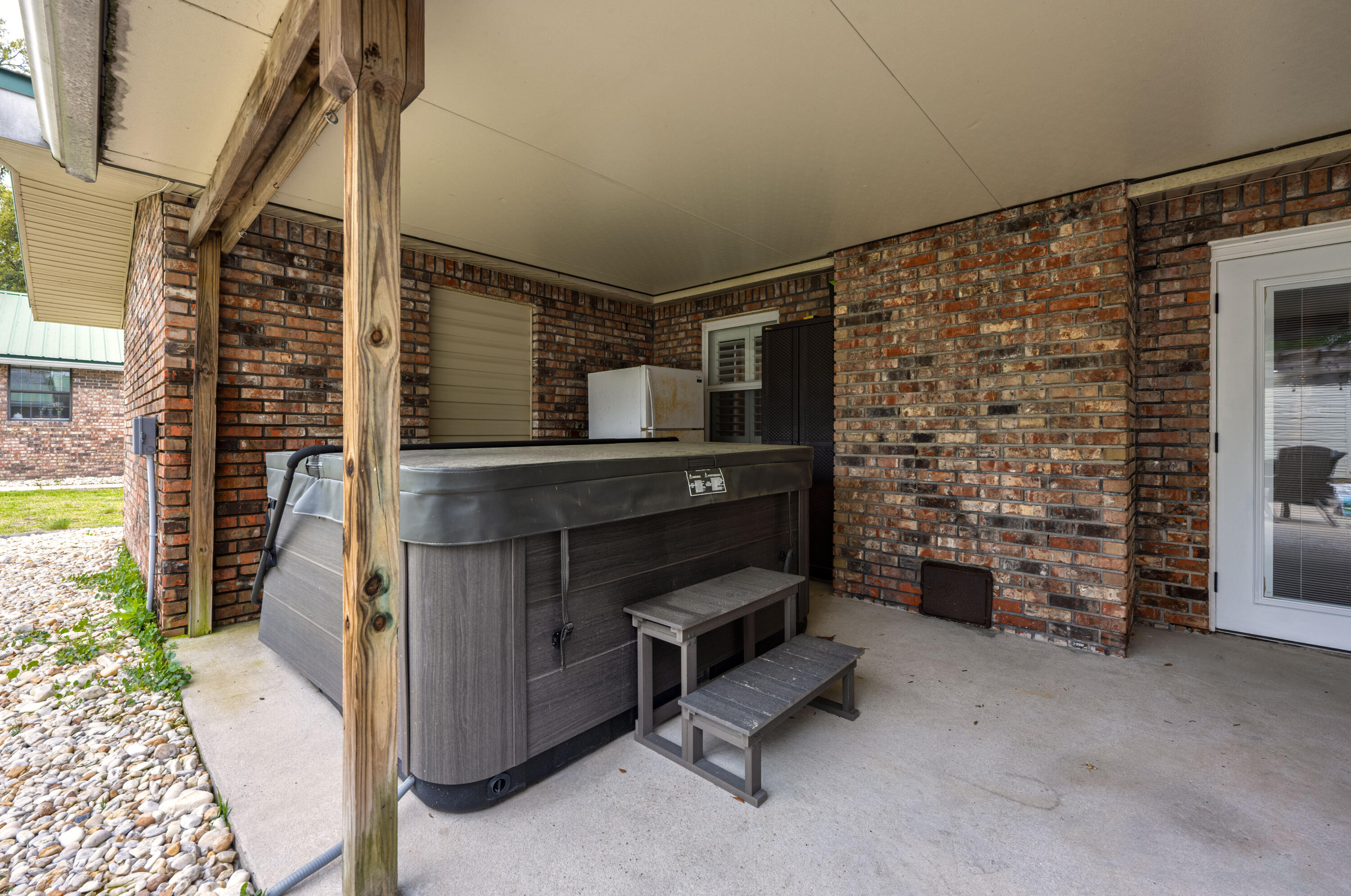 FIELD S/D 2ND ADDN - Residential