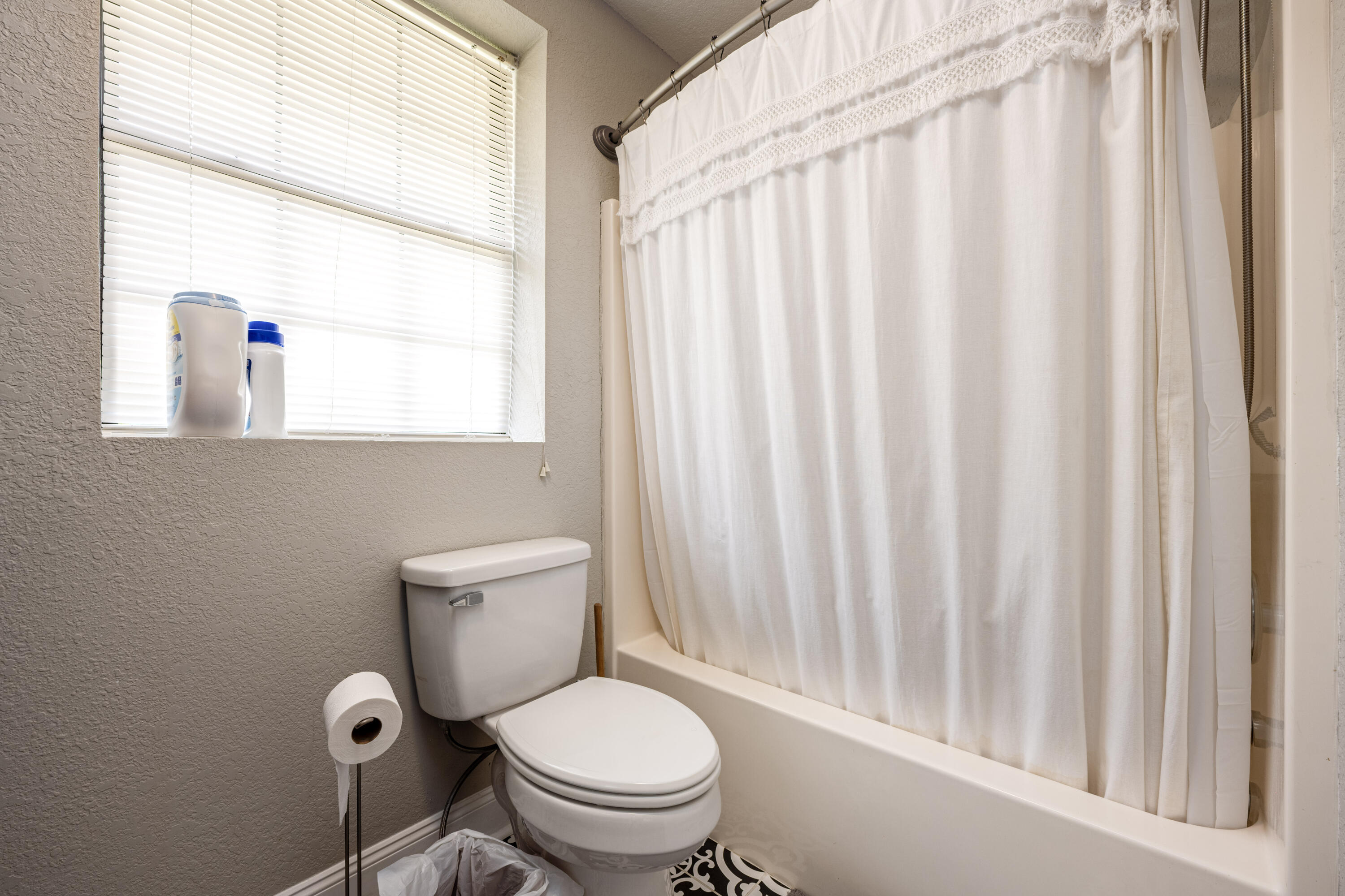 FIELD S/D 2ND ADDN - Residential