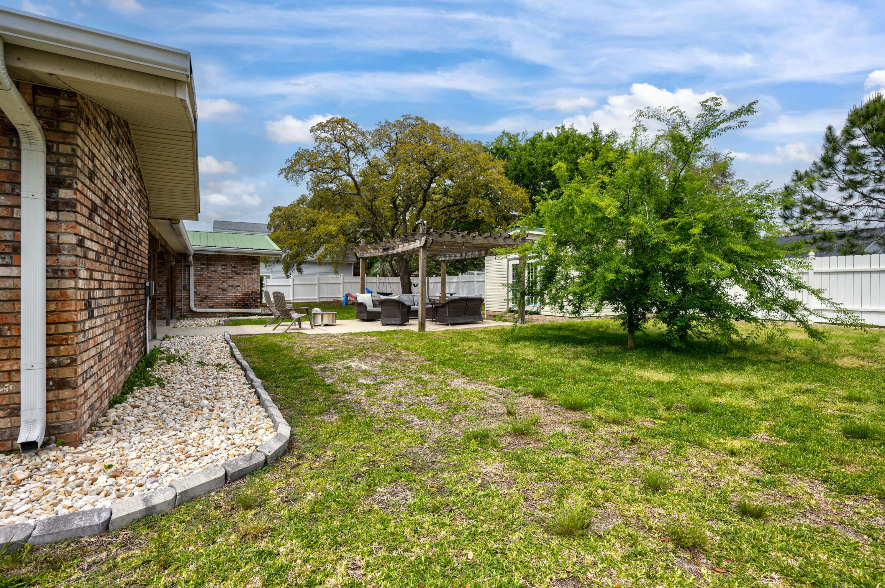 FIELD S/D 2ND ADDN - Residential