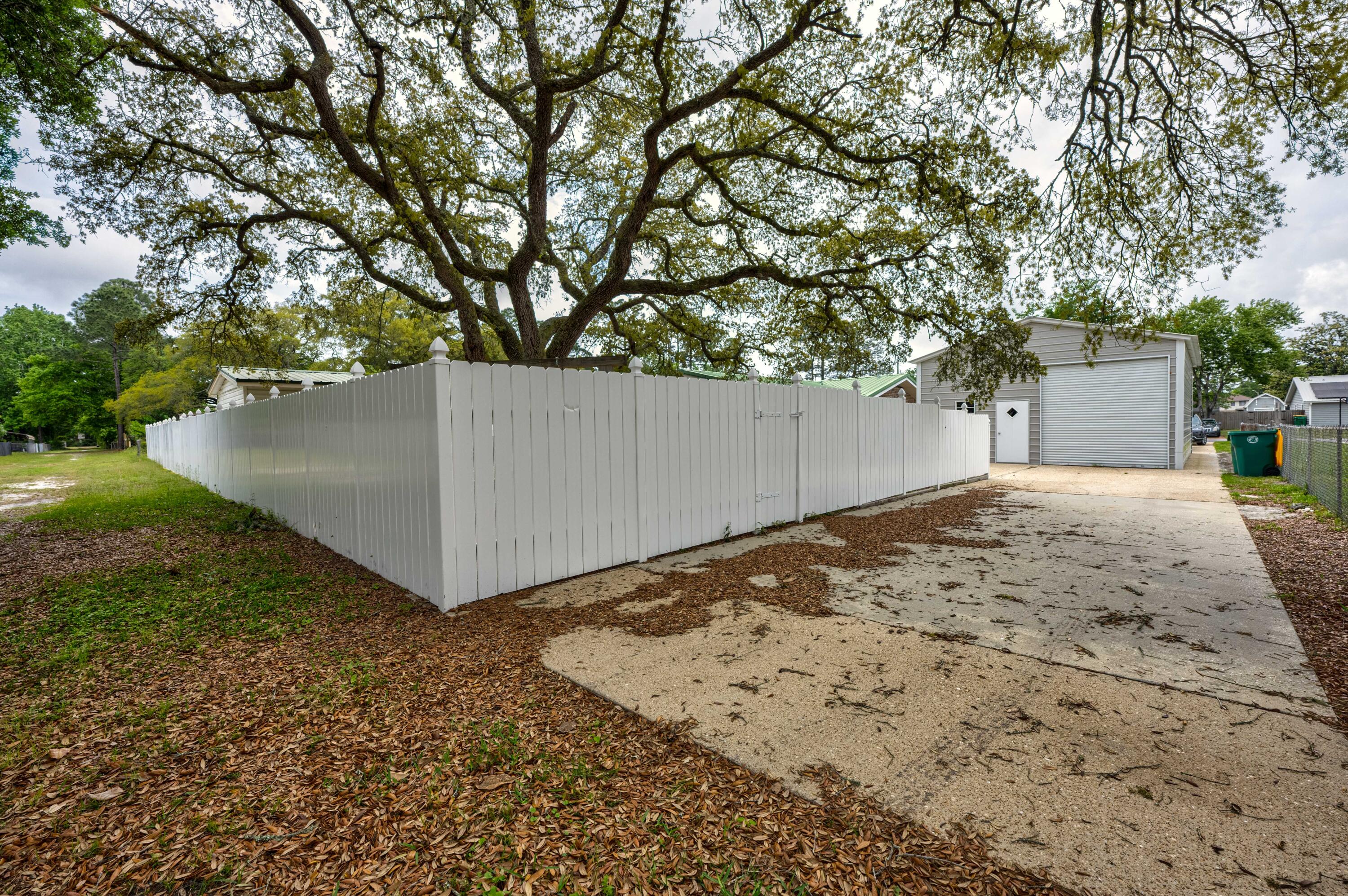 FIELD S/D 2ND ADDN - Residential