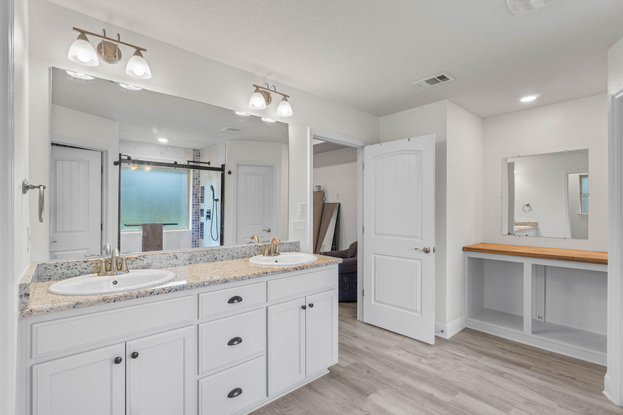 Holly By the Sea - Residential