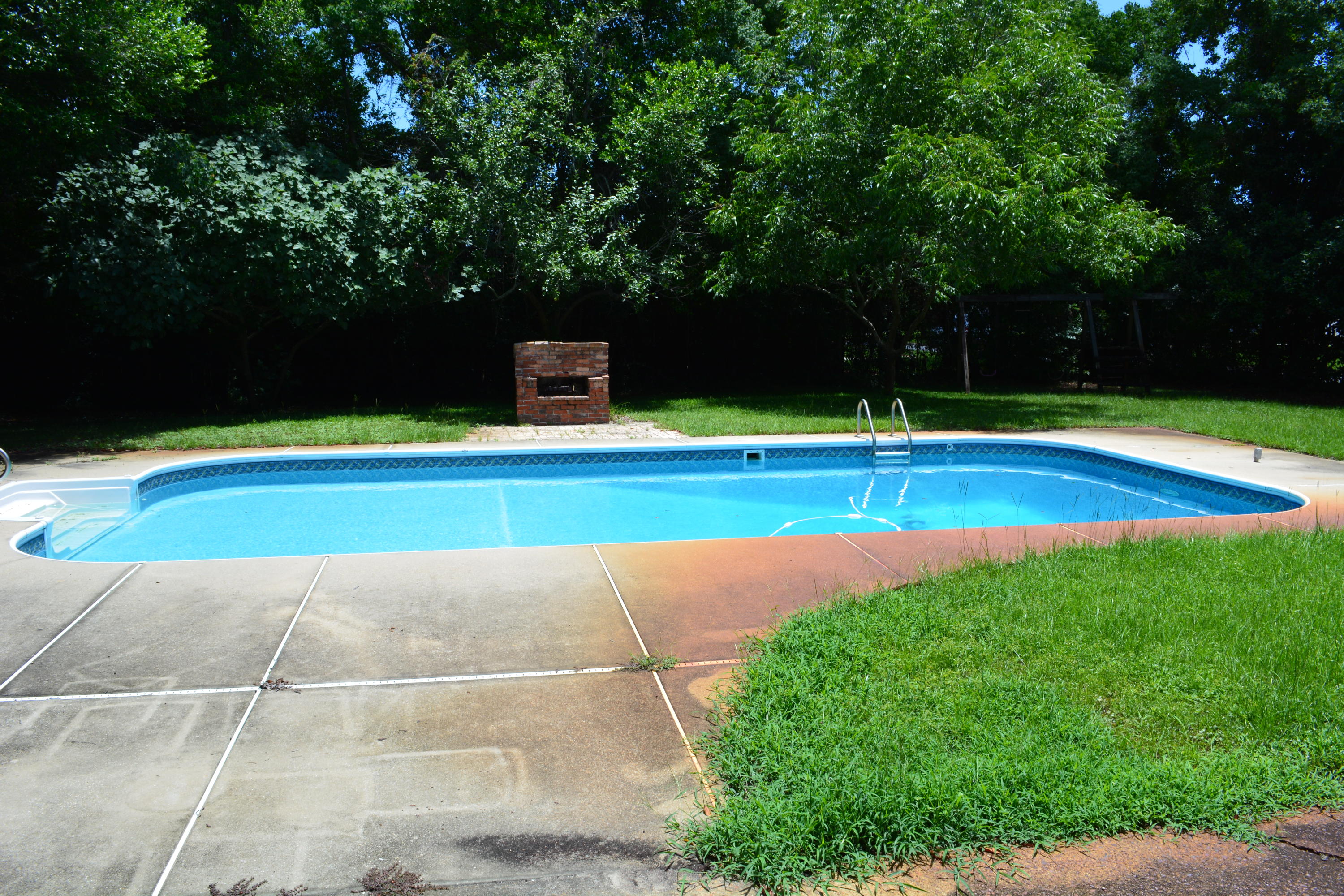 FOREST MANOR 2ND ADDN - Residential