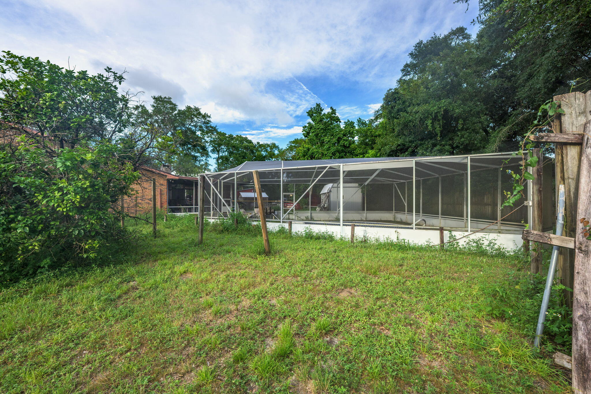 VILLA TASSO TOWN OF - Residential