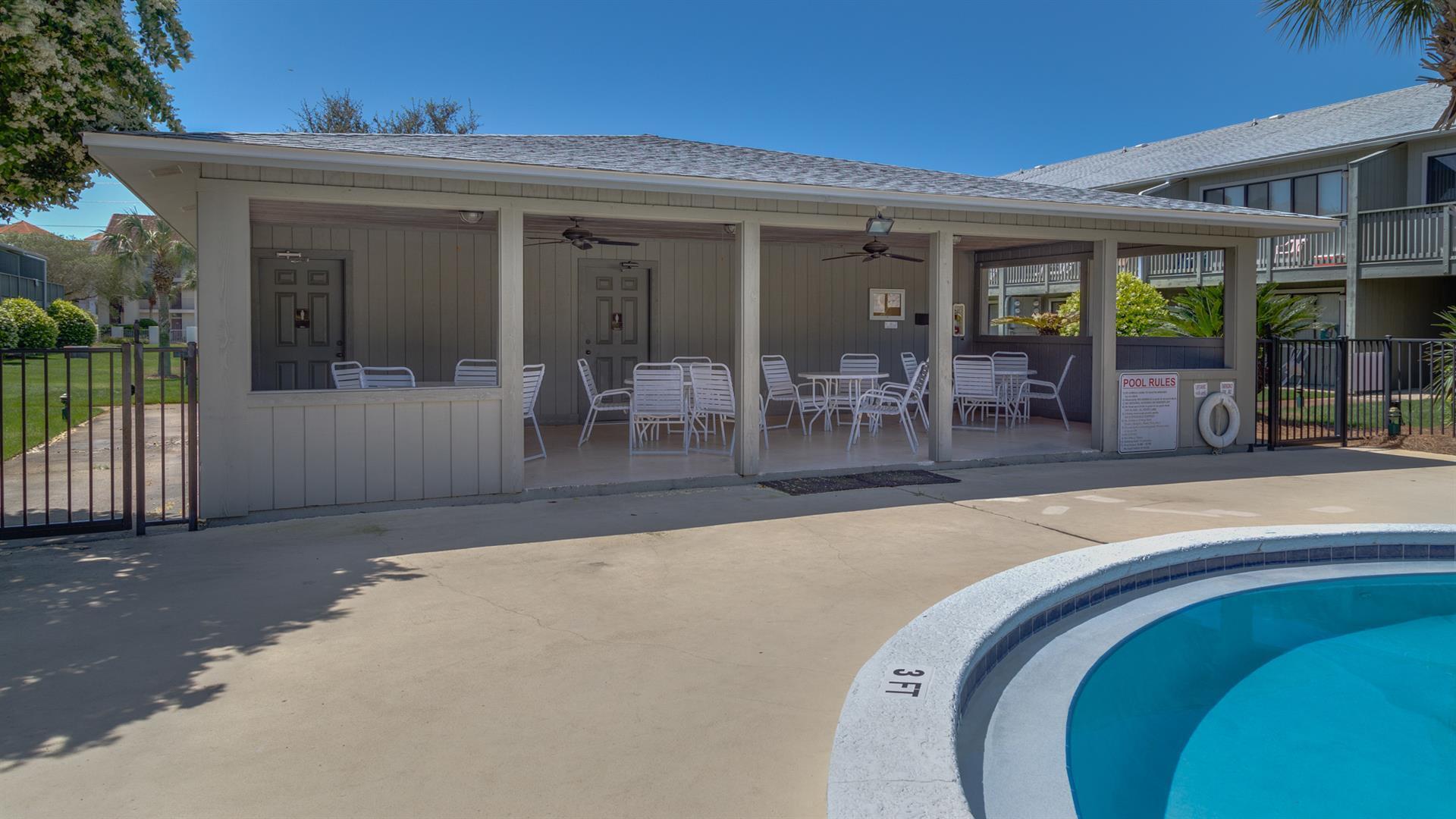 HIDDEN BEACH VILLAS CONDO - Residential