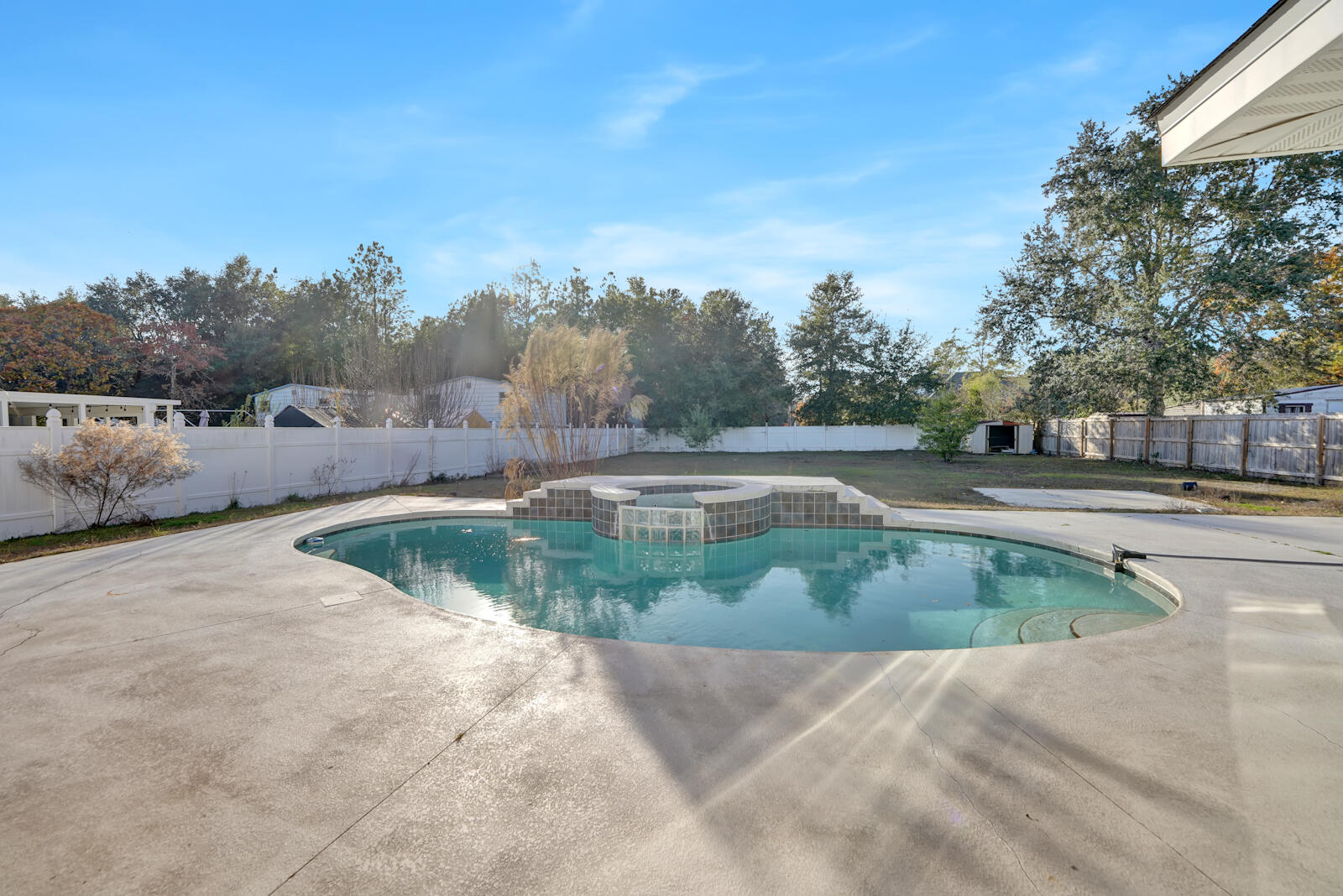 CORONADO VILLAGE PH 3 - Residential